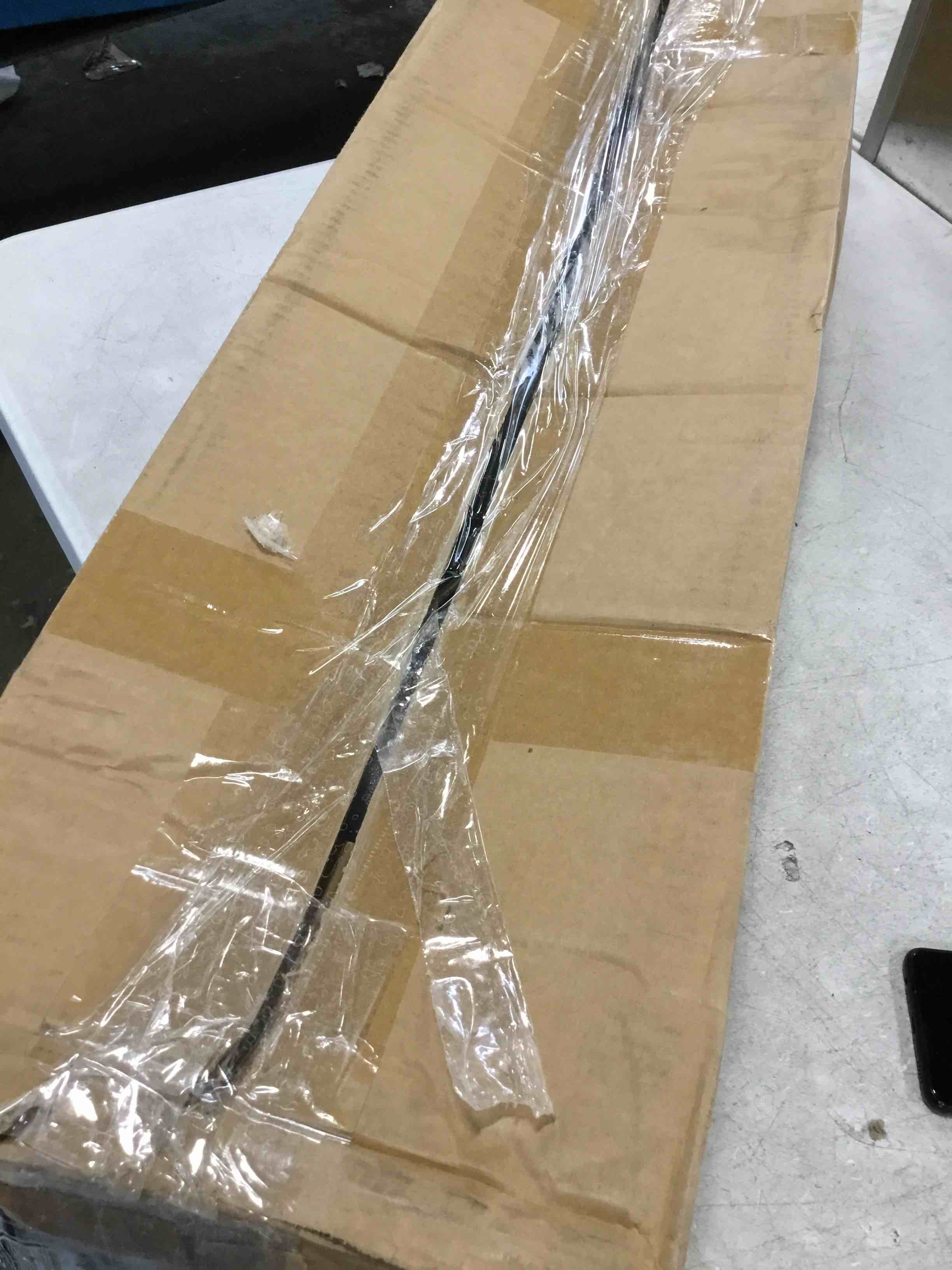 https://s3.amazonaws.com/lotting-images-prod/bidfta/BLU5740822_1713889752080.jpeg