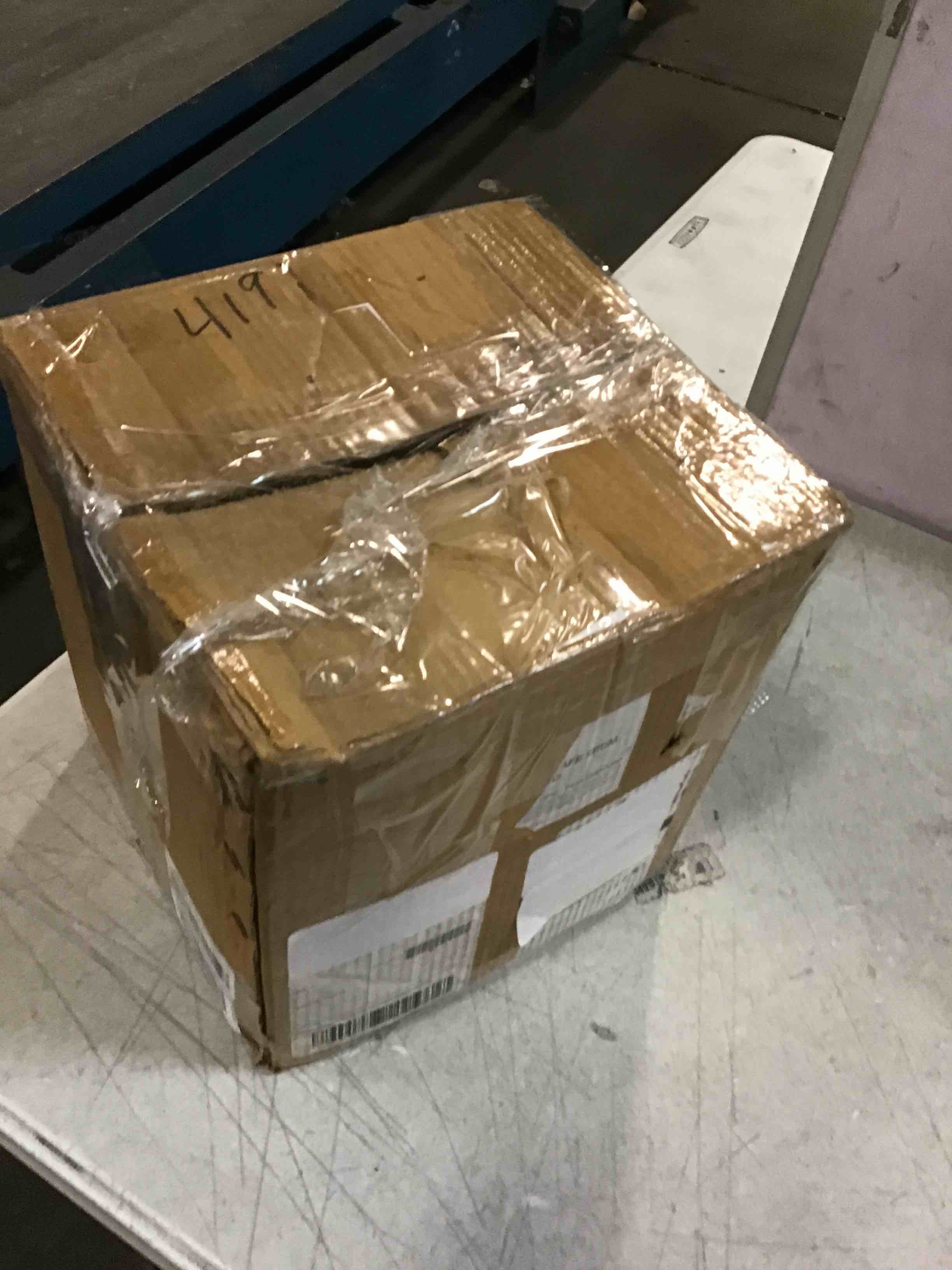 https://s3.amazonaws.com/lotting-images-prod/bidfta/BLU5740943_1713794082867.jpeg