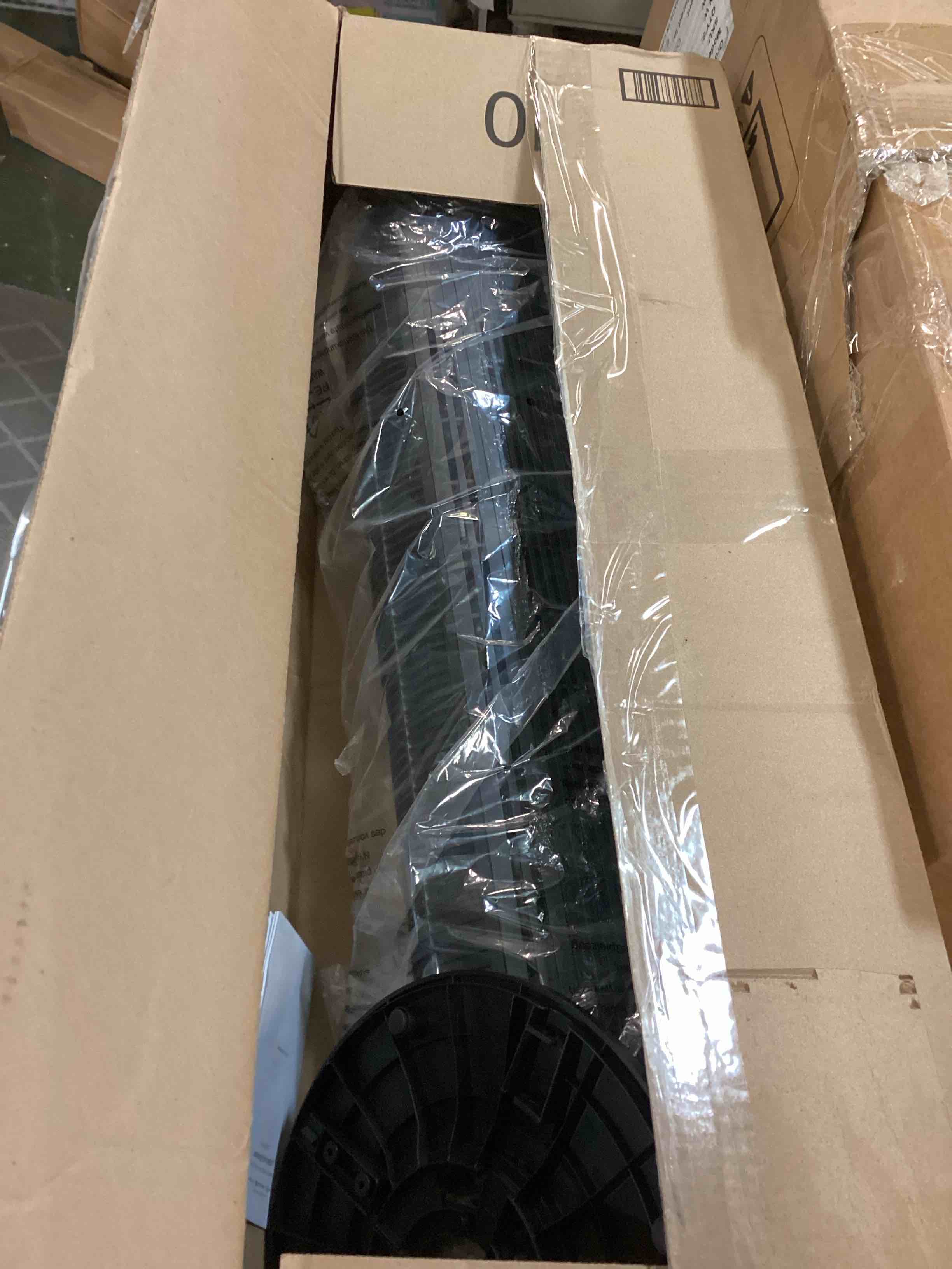 https://s3.amazonaws.com/lotting-images-prod/bidfta/BLU5740992_1713801671966.jpeg