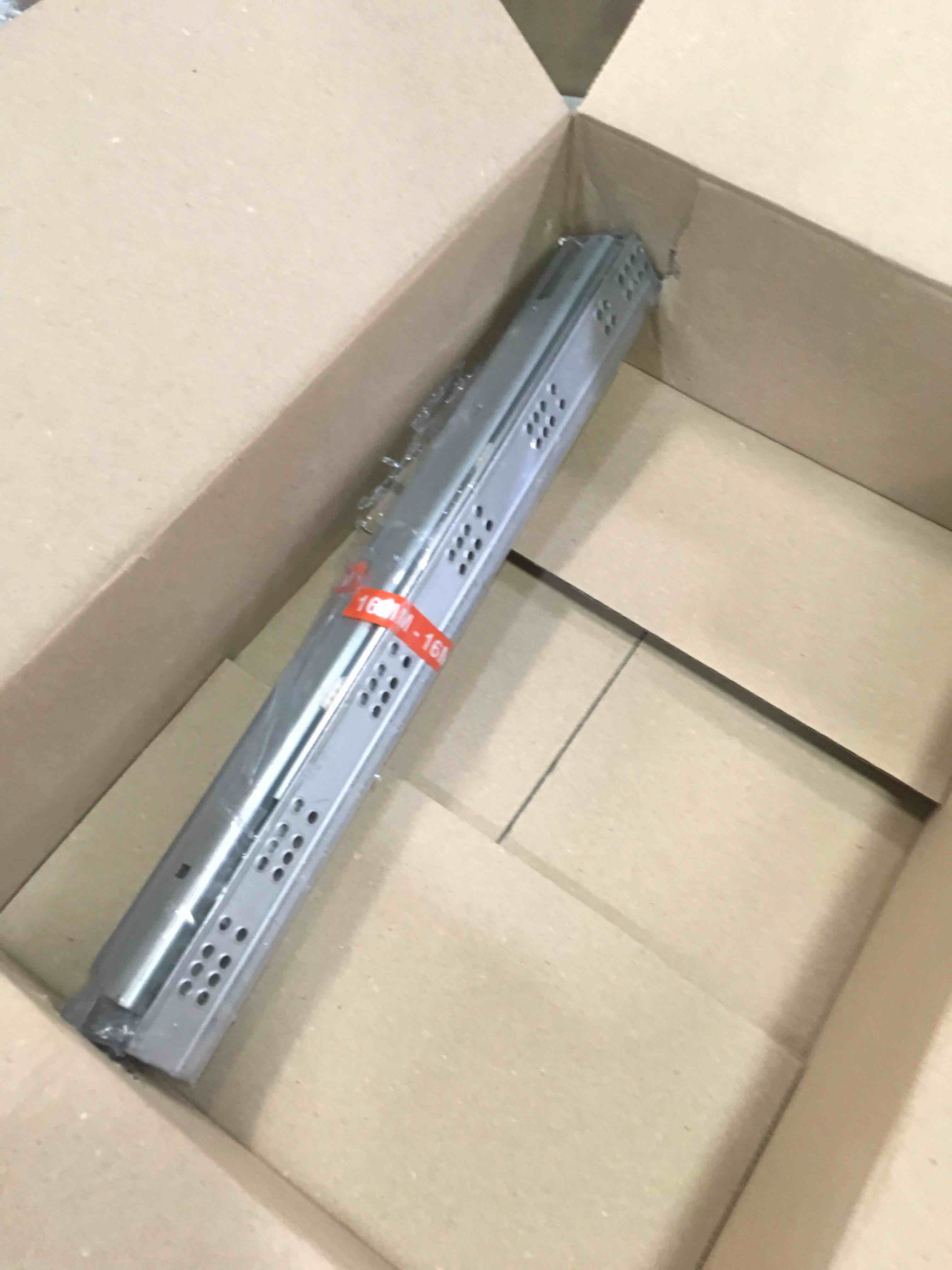 https://s3.amazonaws.com/lotting-images-prod/bidfta/BLU5741279_1713897165216.jpeg