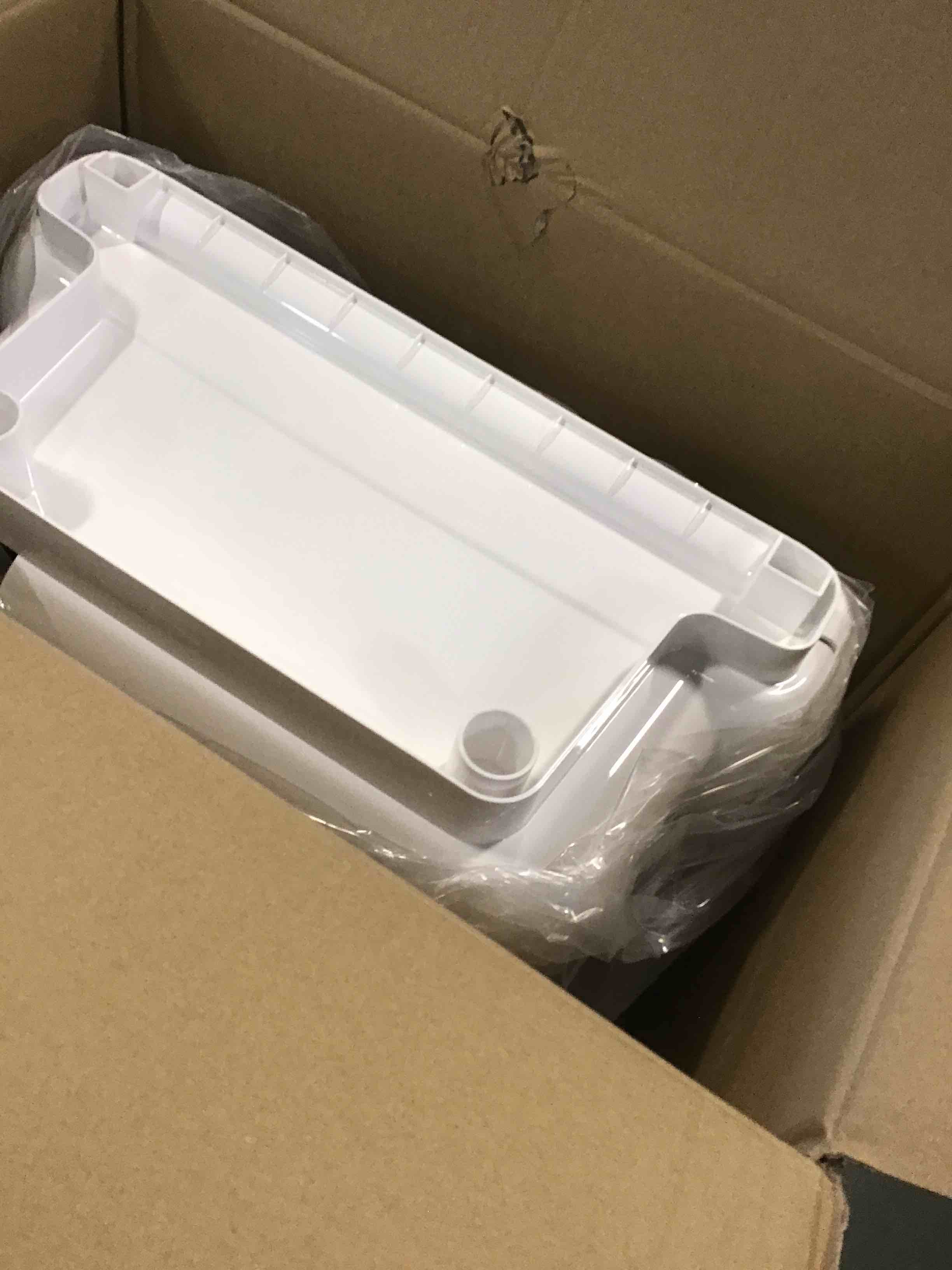https://s3.amazonaws.com/lotting-images-prod/bidfta/BLU5741680_1714055210082.jpeg