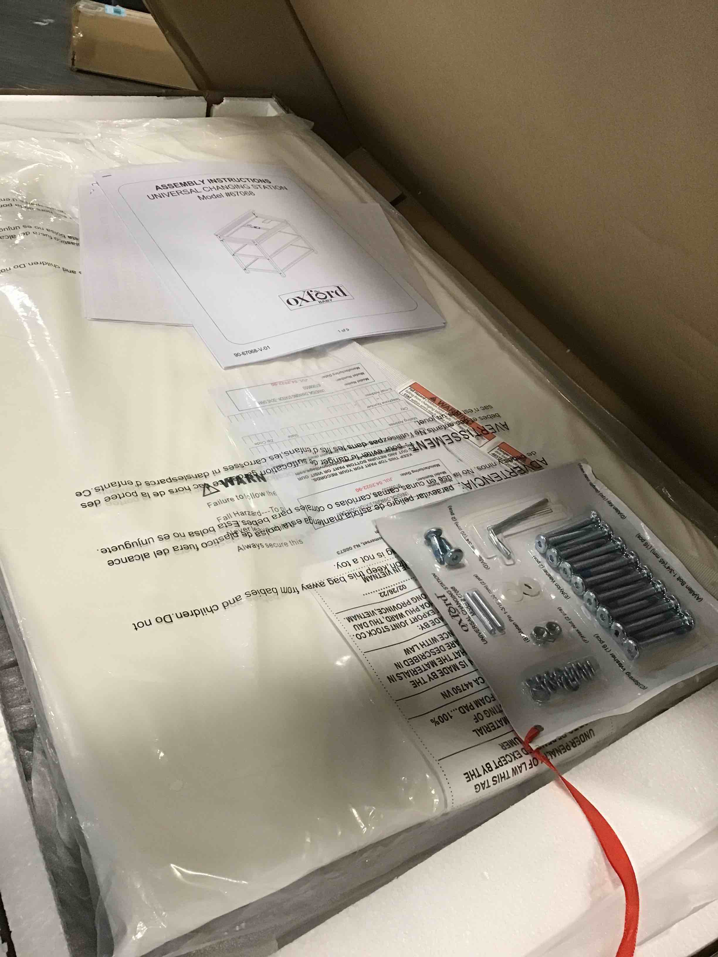 https://s3.amazonaws.com/lotting-images-prod/bidfta/BLU5741892_1714137507382.jpeg