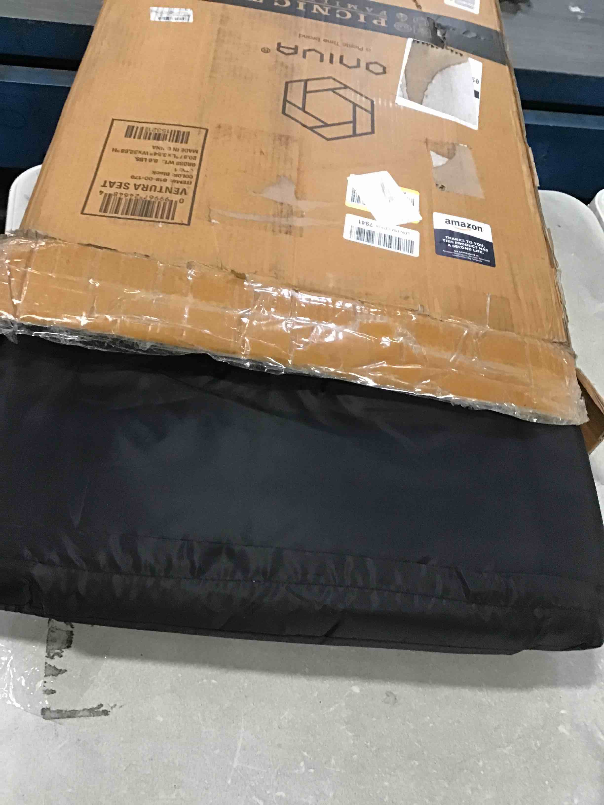 https://s3.amazonaws.com/lotting-images-prod/bidfta/BLU5741955_1714145335149.jpeg