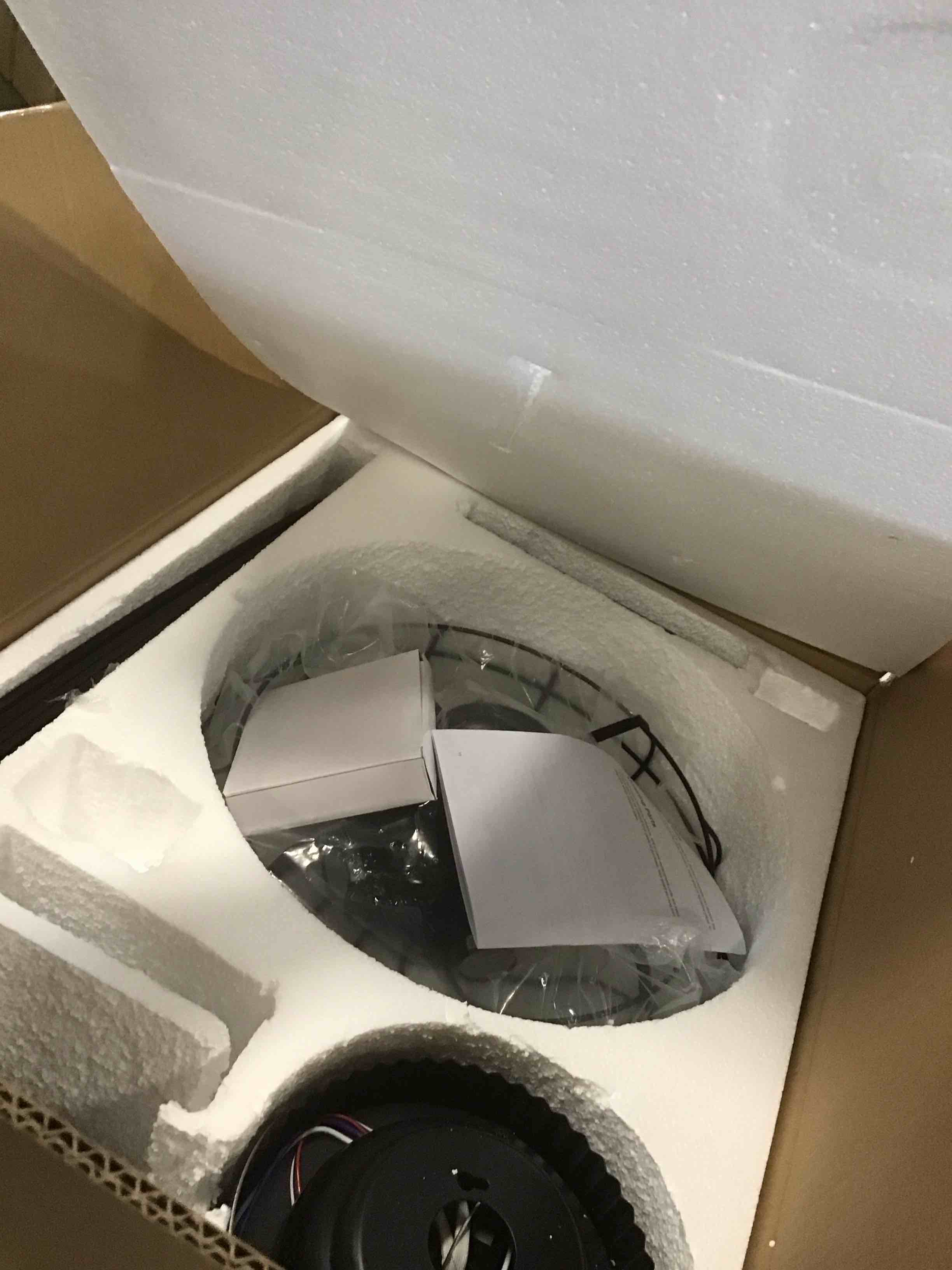 https://s3.amazonaws.com/lotting-images-prod/bidfta/BLU5742049_1714159233003.jpeg