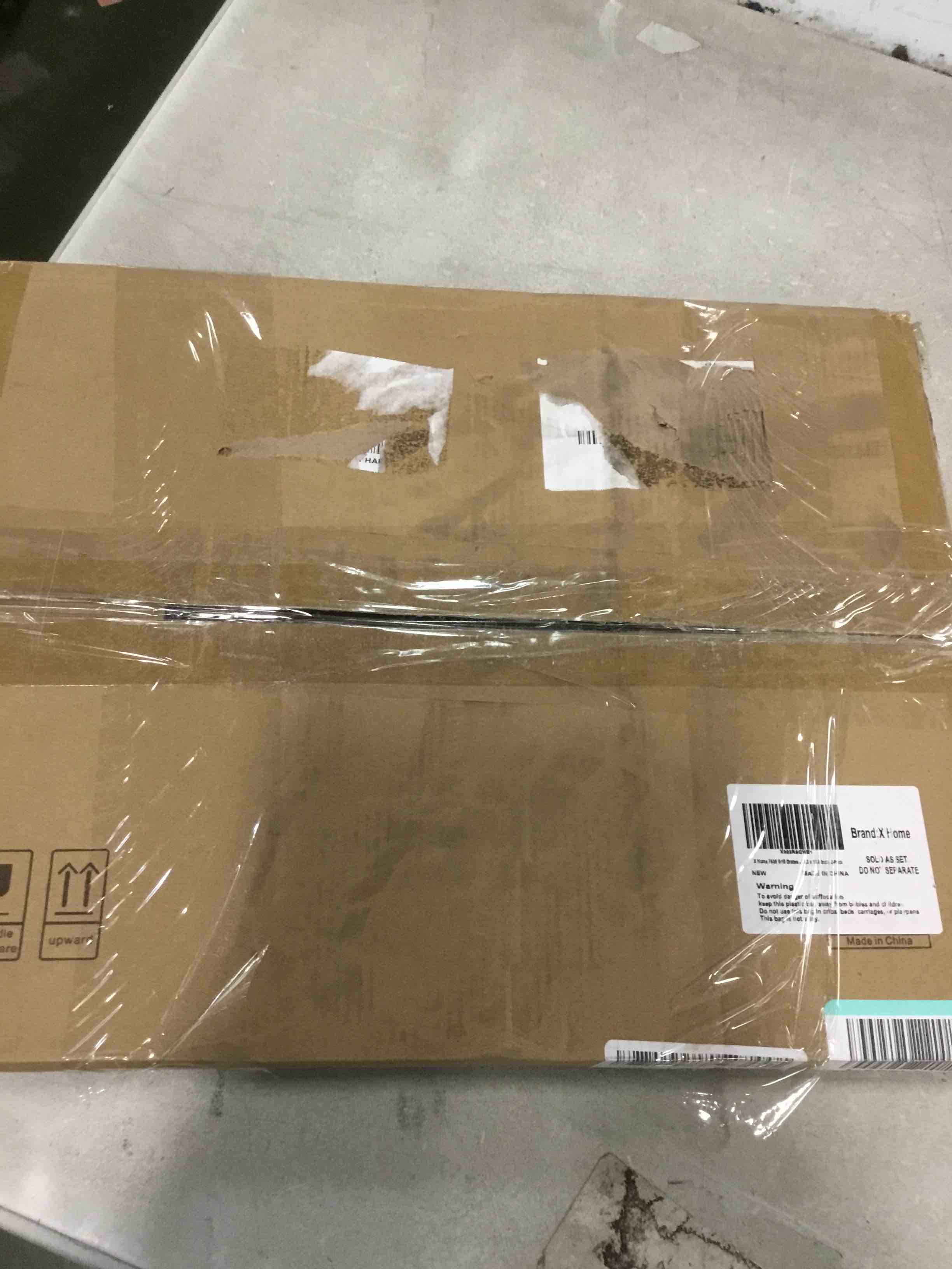 https://s3.amazonaws.com/lotting-images-prod/bidfta/BLU5742231_1714236157623.jpeg