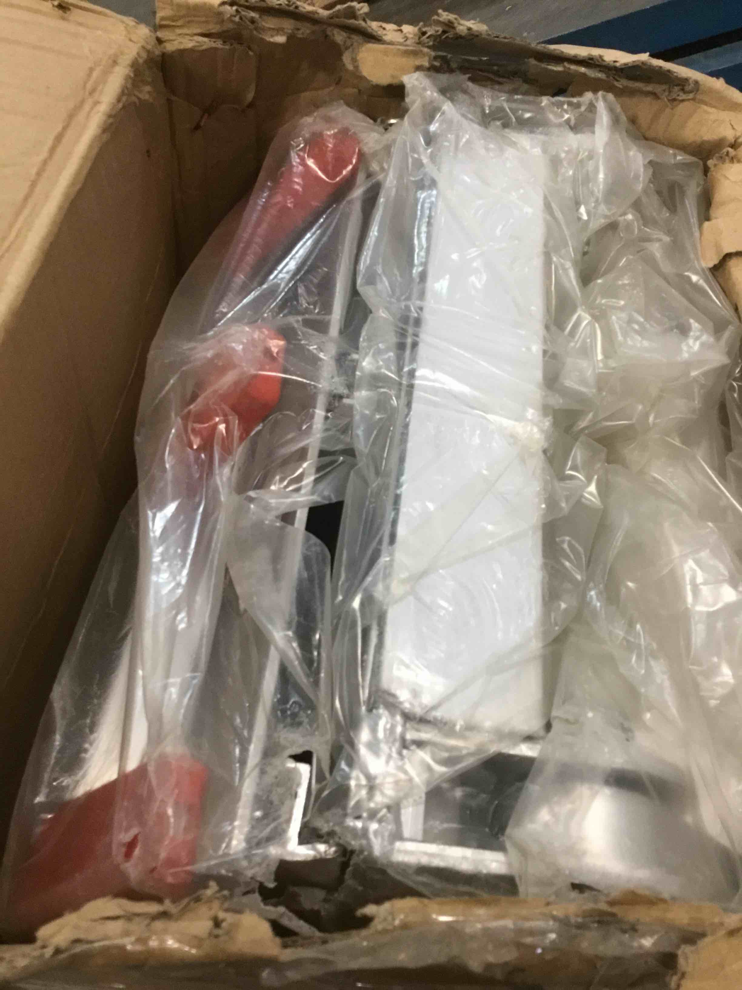 https://s3.amazonaws.com/lotting-images-prod/bidfta/BLU5742475_1713802183027.jpeg