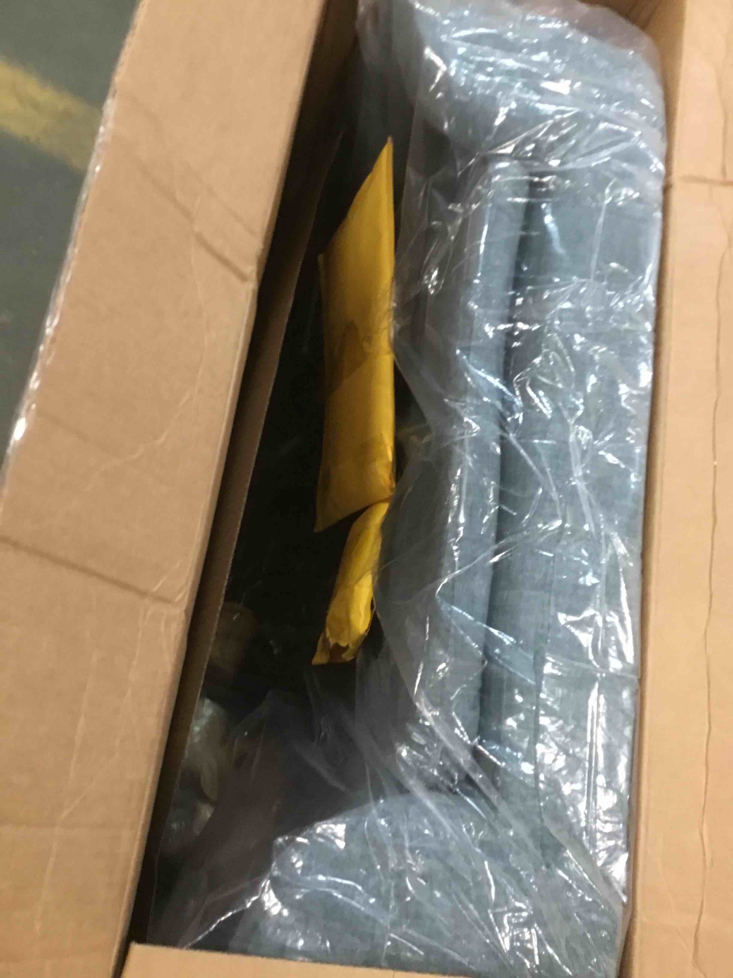 https://s3.amazonaws.com/lotting-images-prod/bidfta/BLU5742493_1713806083709.jpeg
