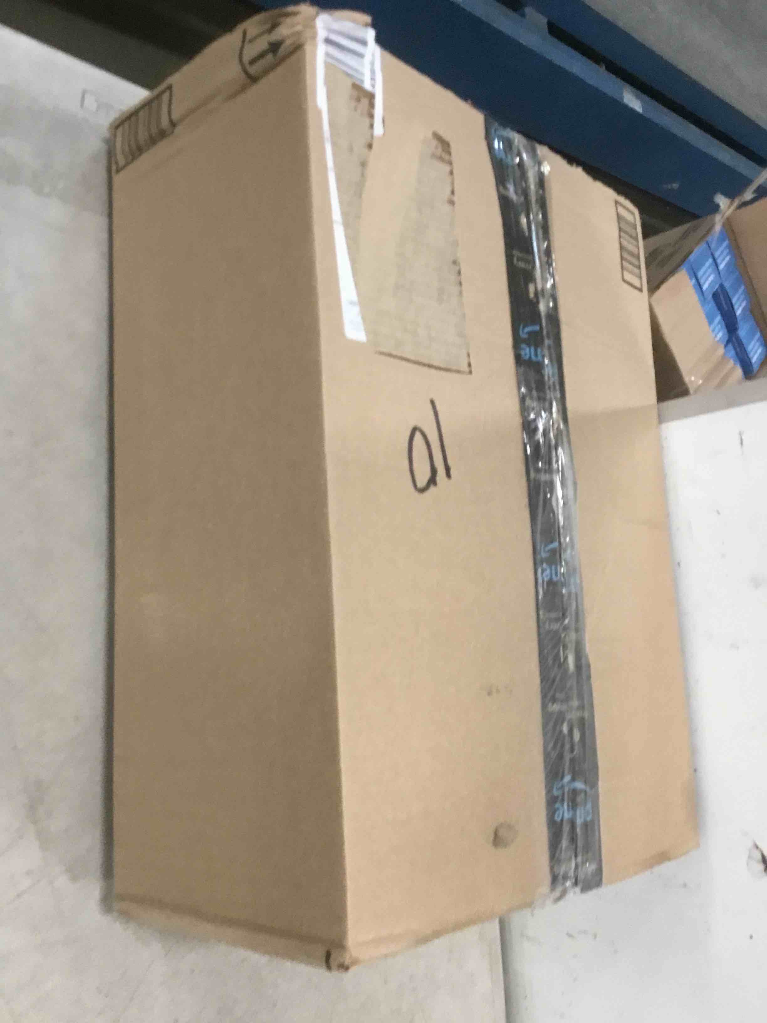 https://s3.amazonaws.com/lotting-images-prod/bidfta/BLU5742891_1713959633203.jpeg
