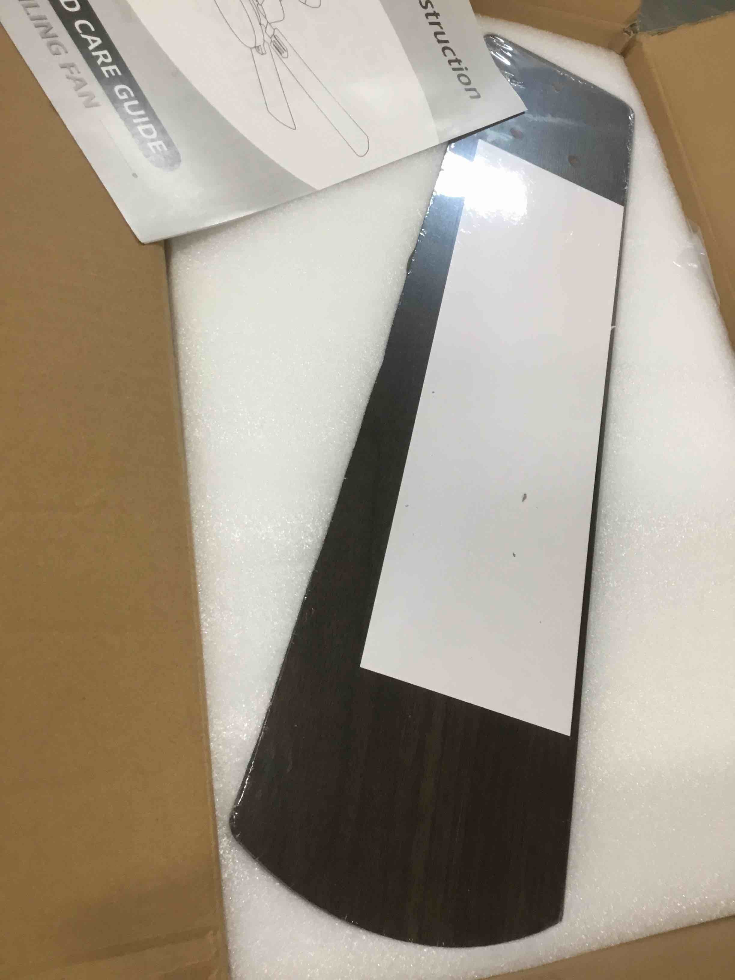 https://s3.amazonaws.com/lotting-images-prod/bidfta/BLU5743073_1713983406544.jpeg