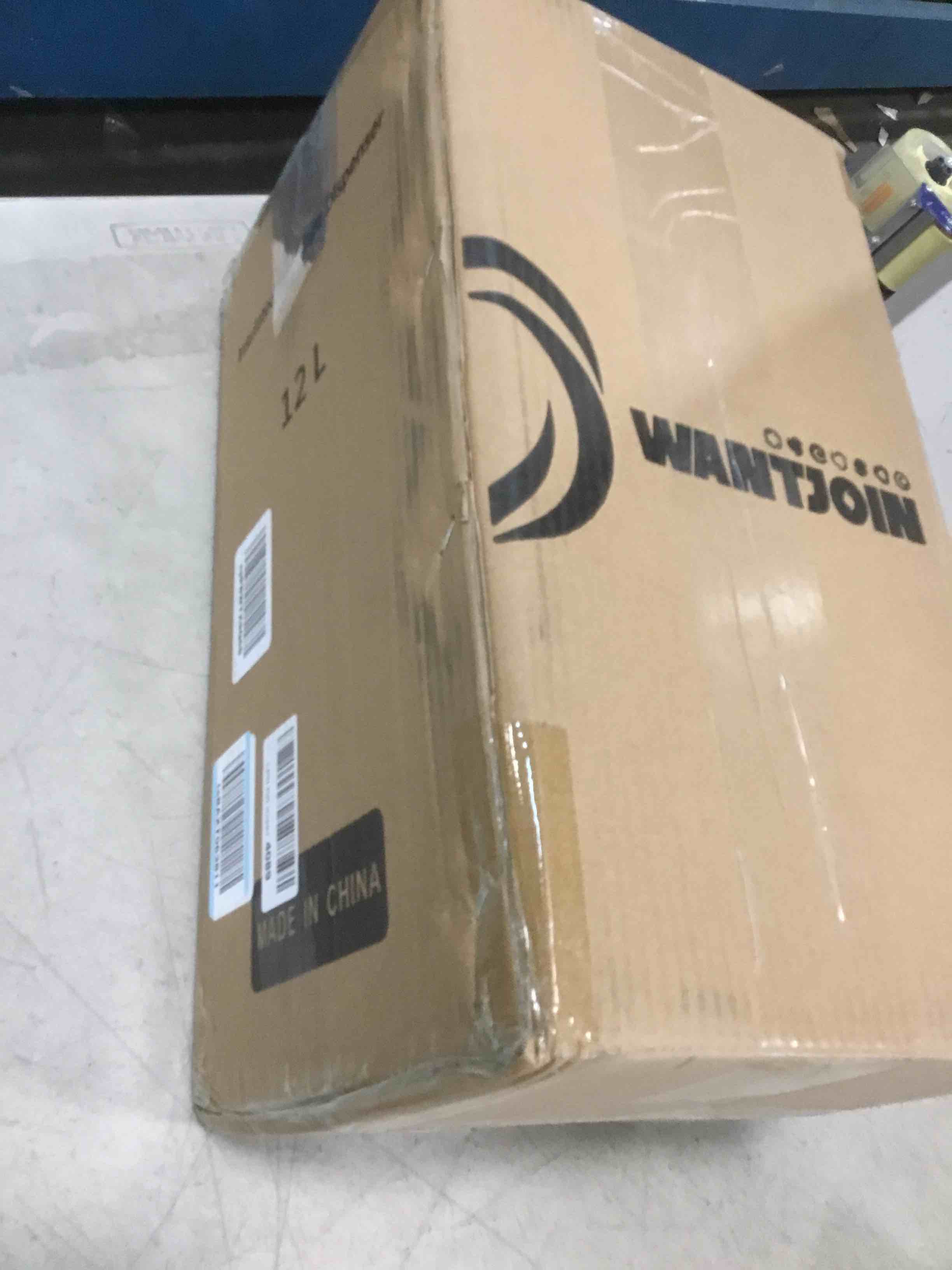 https://s3.amazonaws.com/lotting-images-prod/bidfta/BLU5743079_1713983886498.jpeg