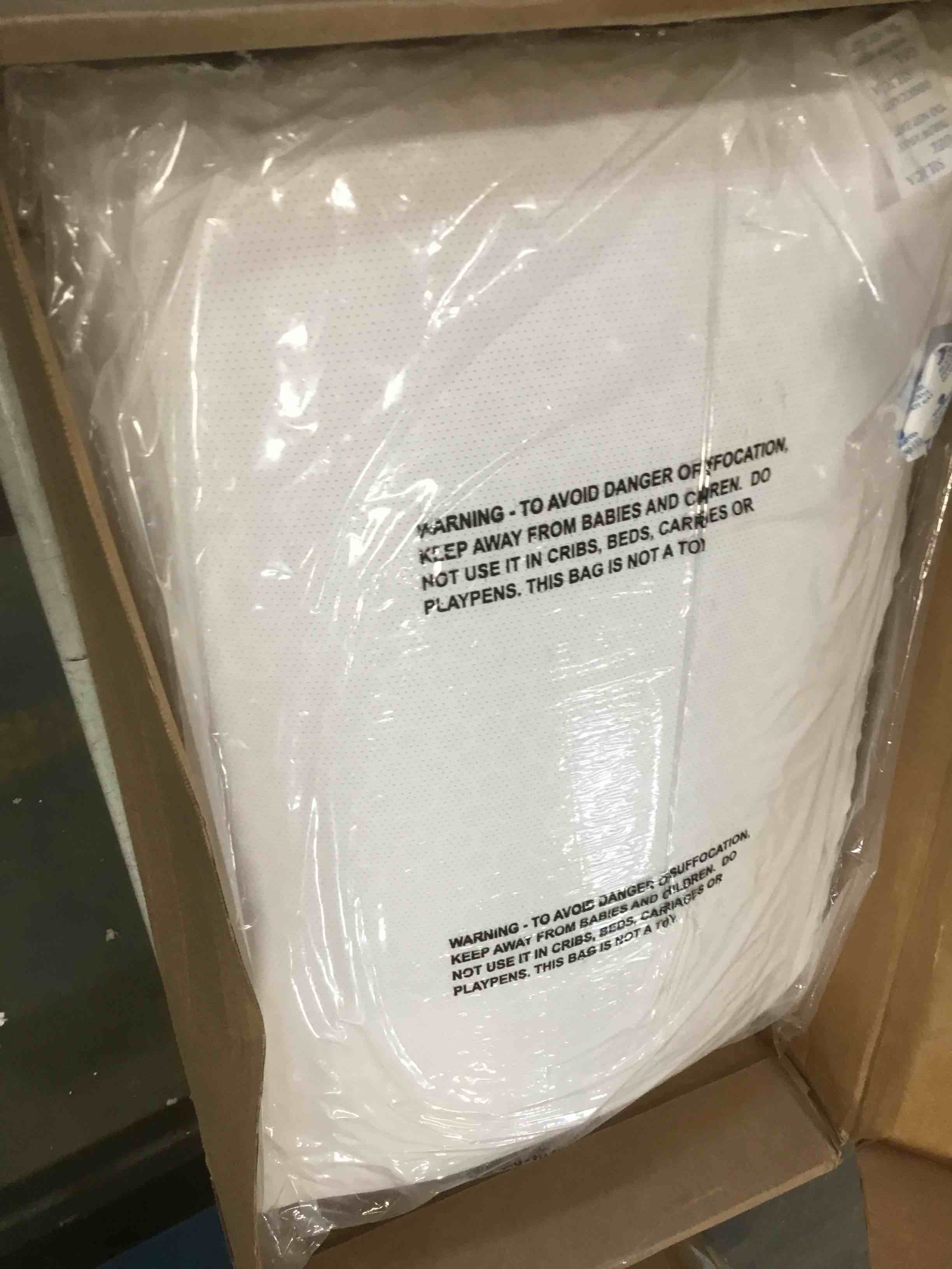 https://s3.amazonaws.com/lotting-images-prod/bidfta/BLU5743275_1714062799161.jpeg