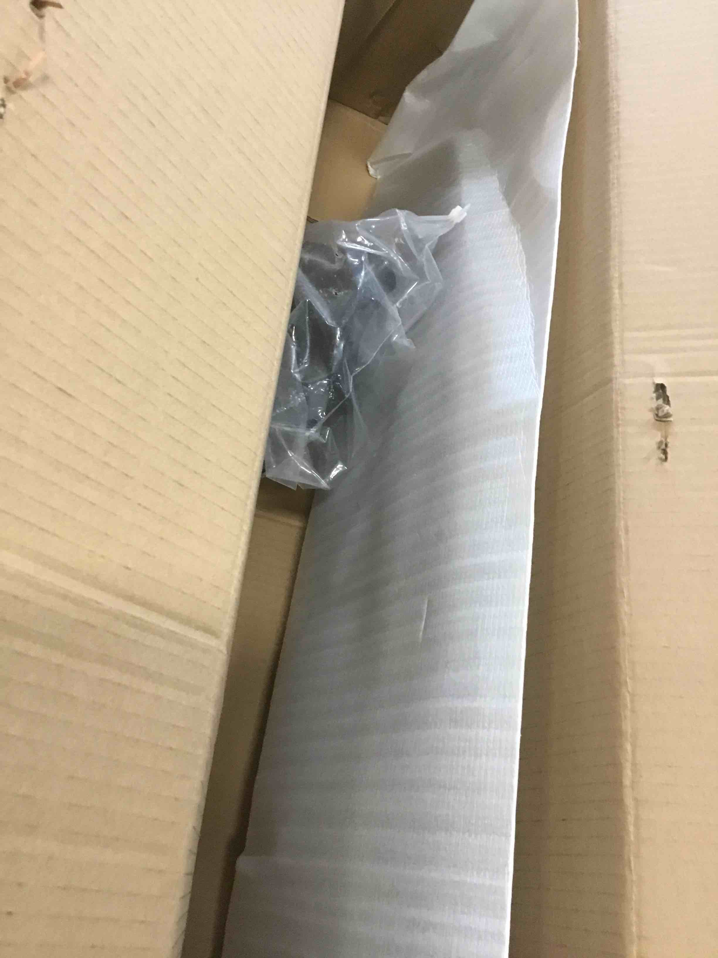https://s3.amazonaws.com/lotting-images-prod/bidfta/BLU5743304_1714068351617.jpeg