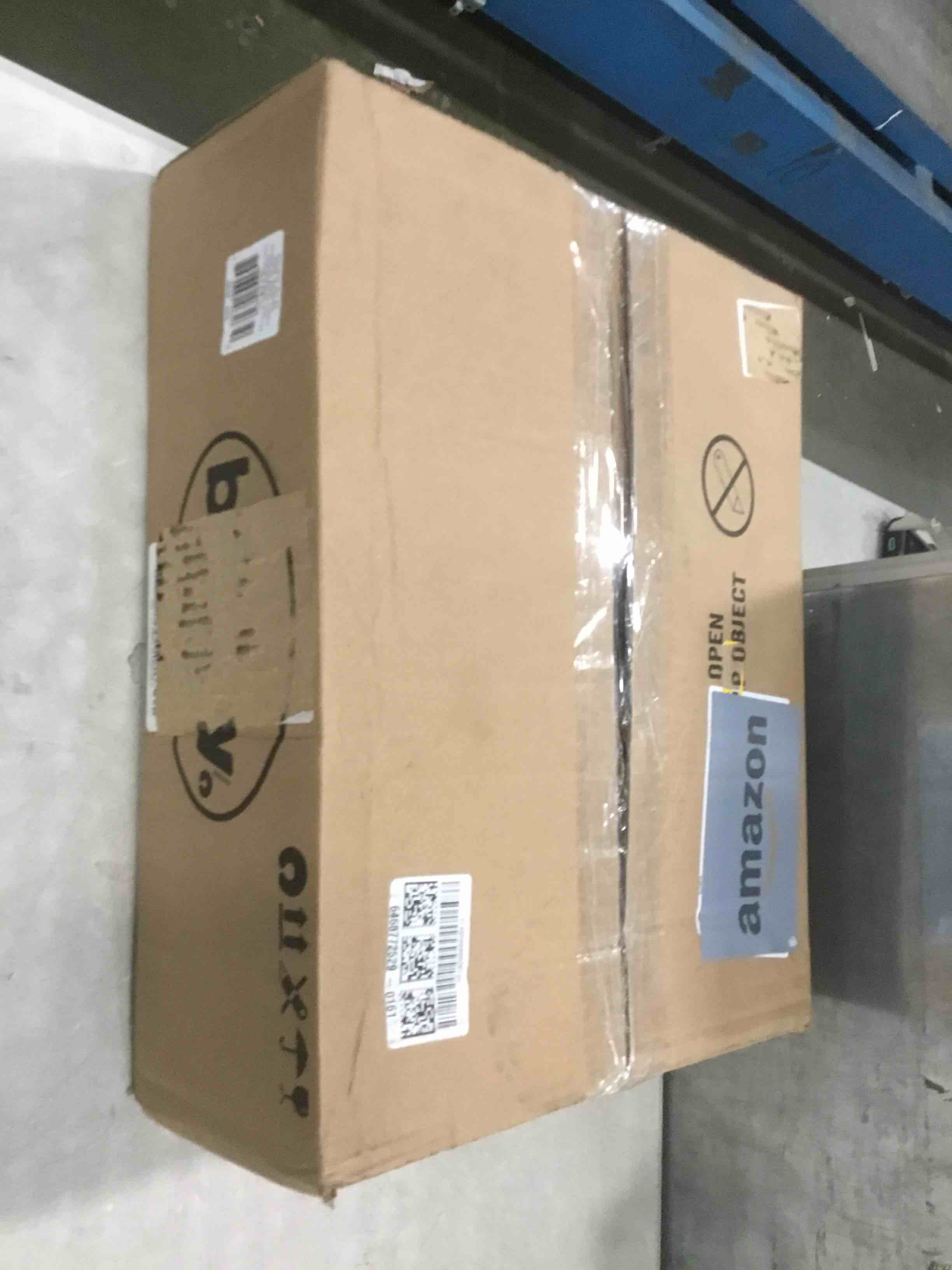 https://s3.amazonaws.com/lotting-images-prod/bidfta/BLU5743507_1714146279408.jpeg
