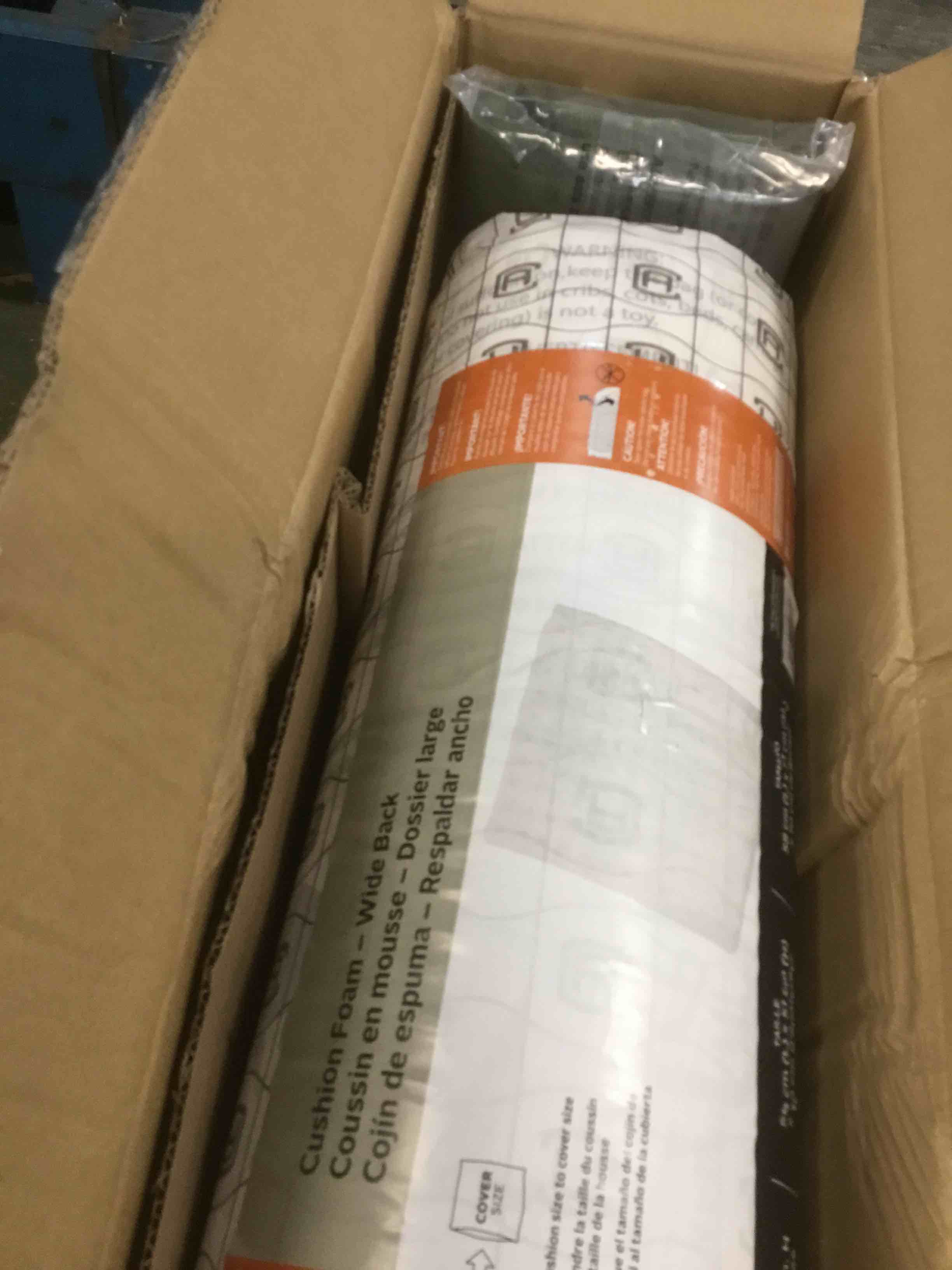 https://s3.amazonaws.com/lotting-images-prod/bidfta/BLU5743580_1714154784922.jpeg