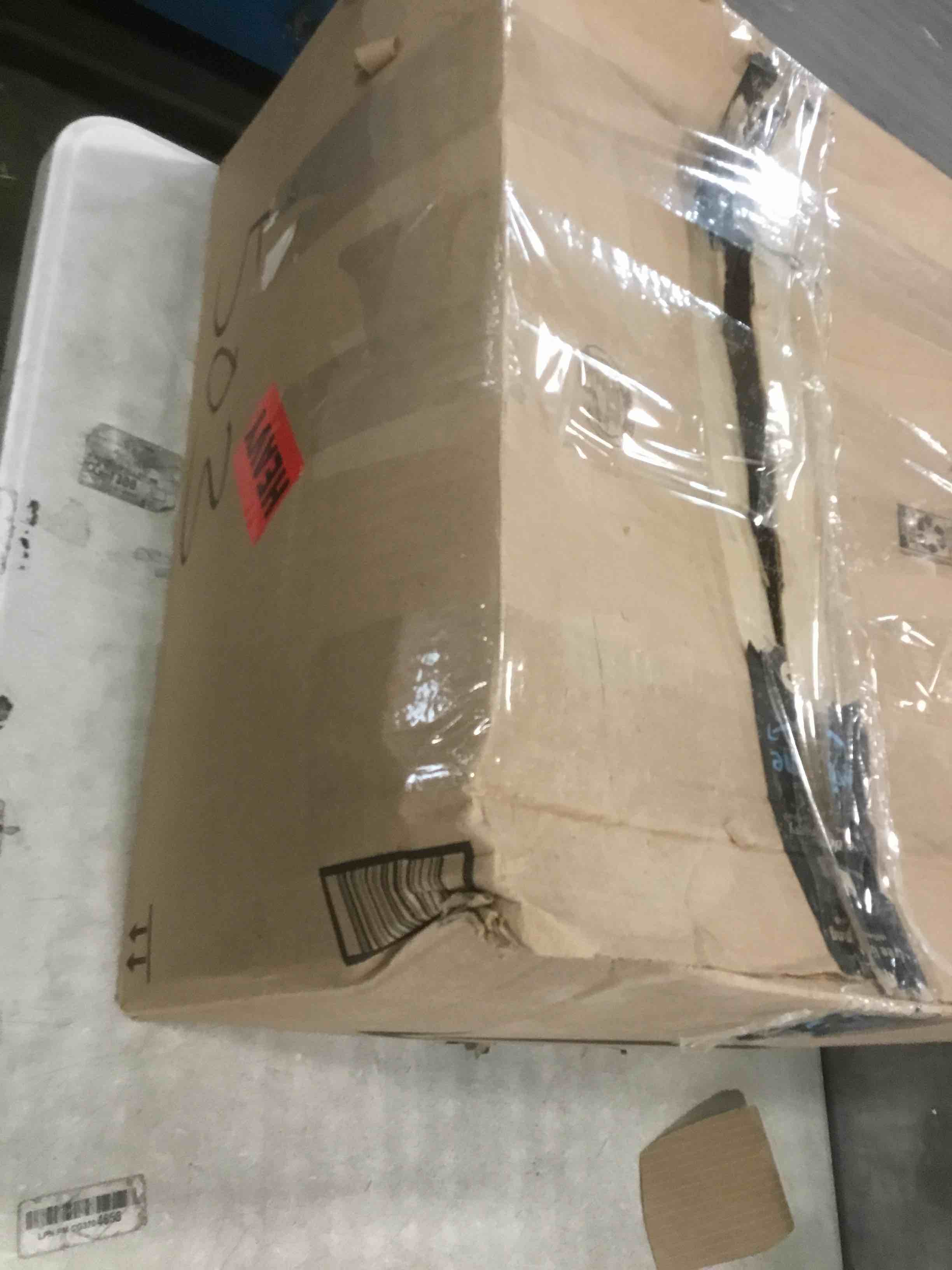 https://s3.amazonaws.com/lotting-images-prod/bidfta/BLU5743761_1714225060519.jpeg
