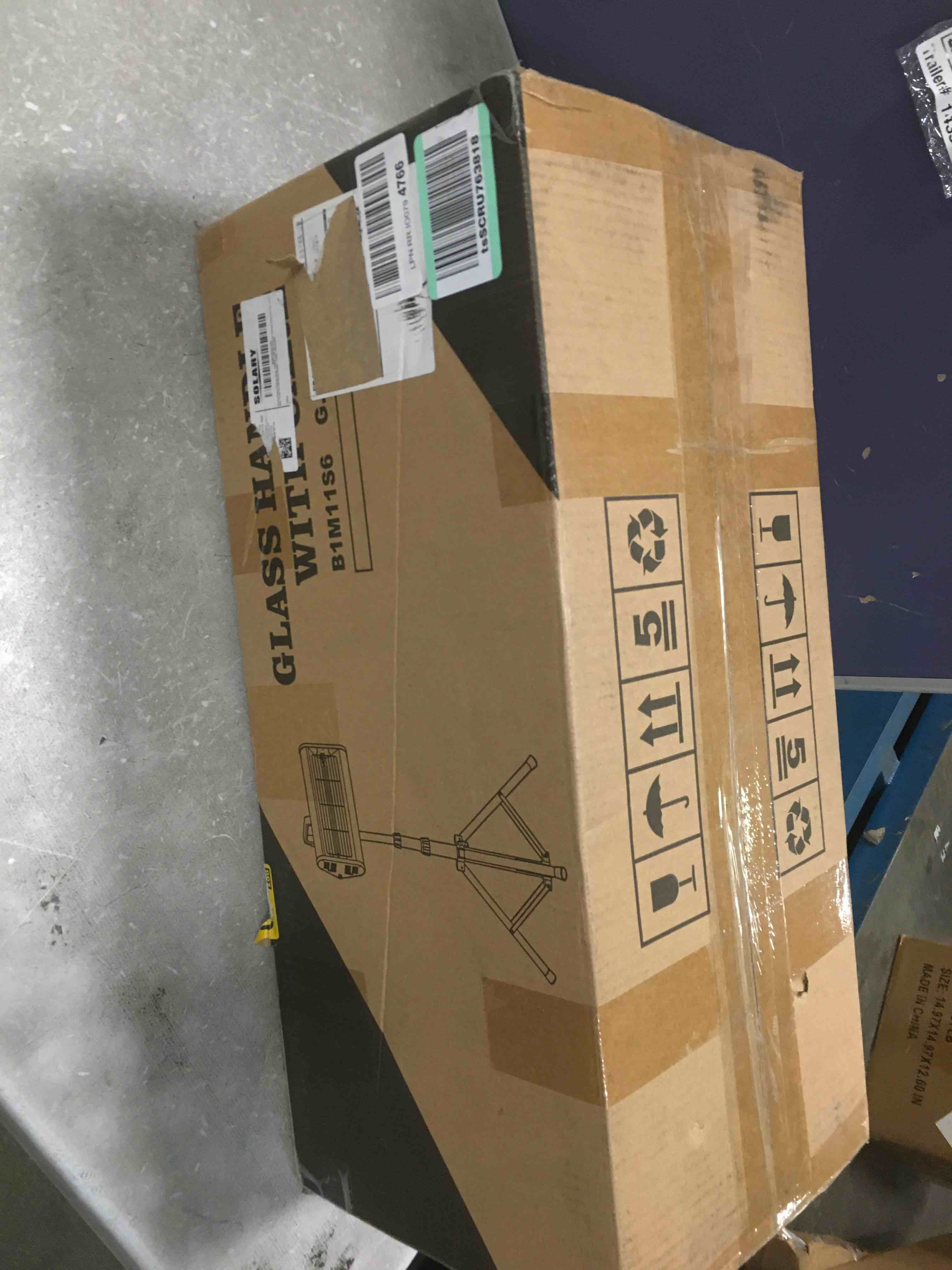 https://s3.amazonaws.com/lotting-images-prod/bidfta/BLU5743881_1714389570191.jpeg