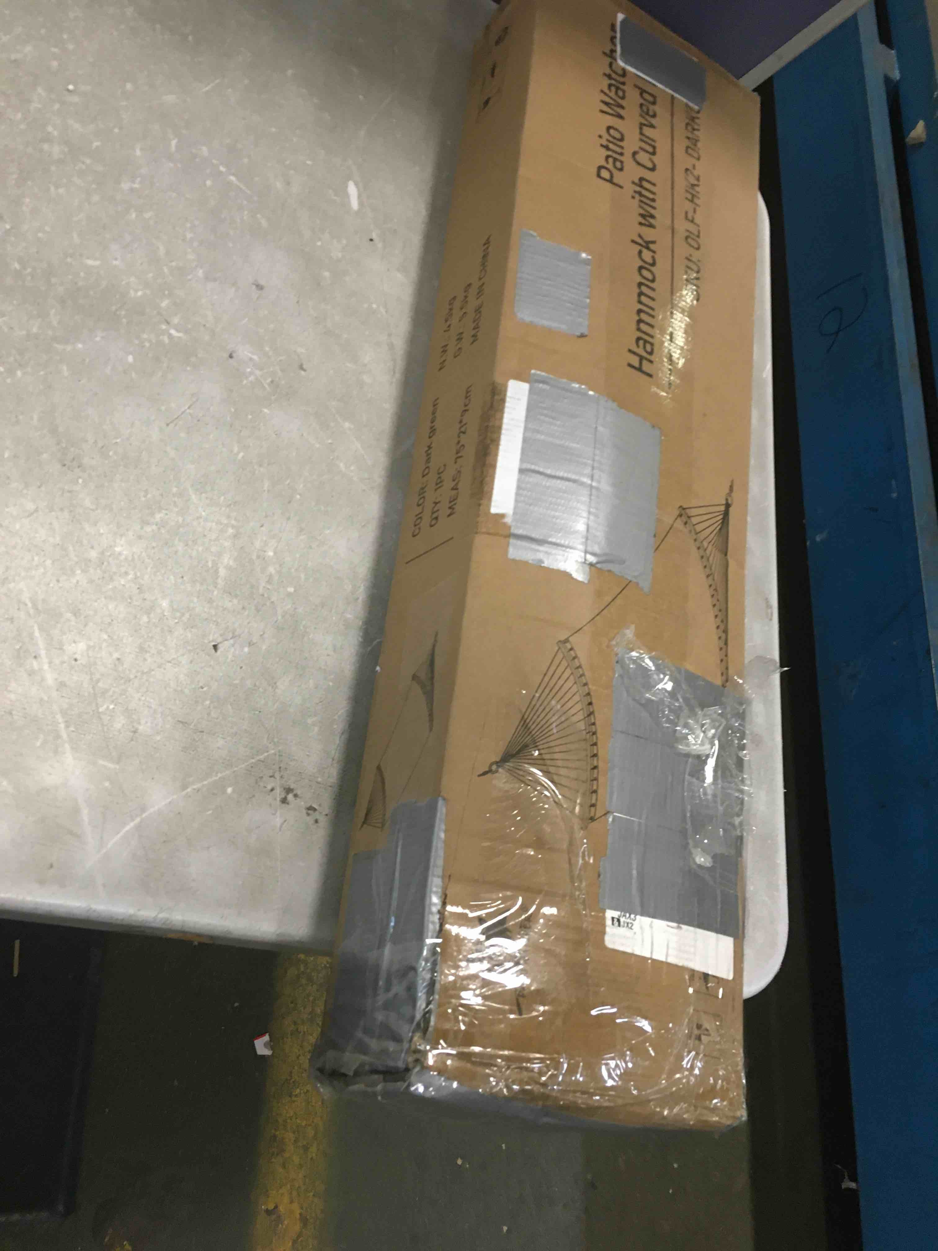 https://s3.amazonaws.com/lotting-images-prod/bidfta/BLU5743900_1714391871011.jpeg