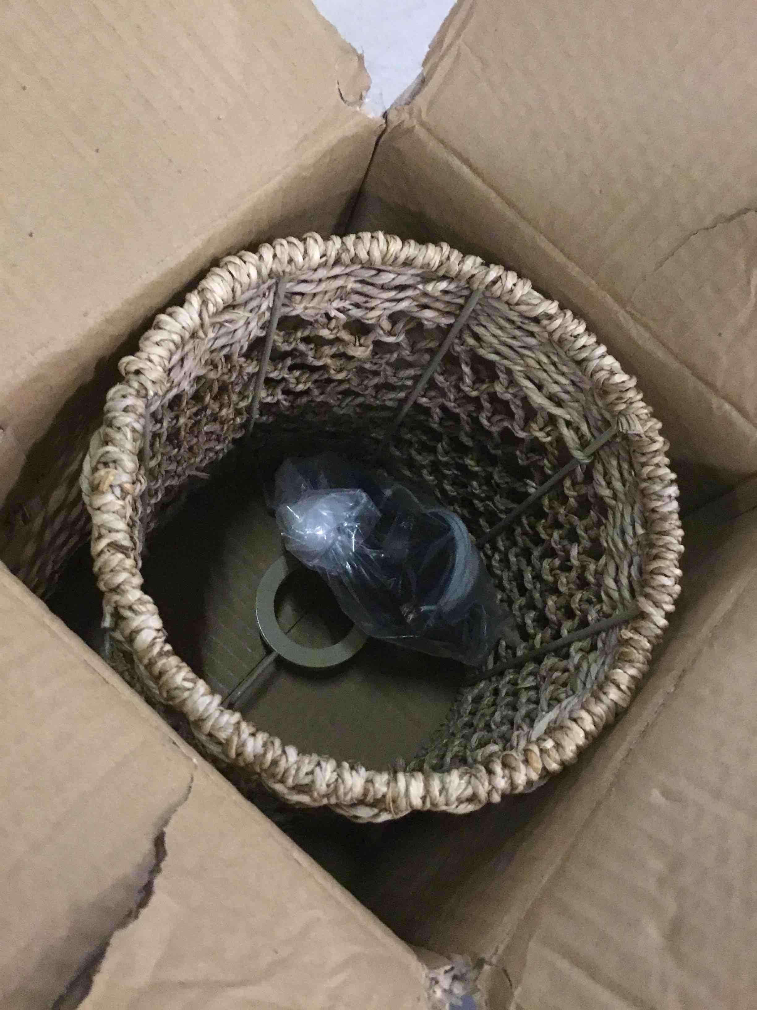 https://s3.amazonaws.com/lotting-images-prod/bidfta/BLU5744092_1706620316166.jpeg