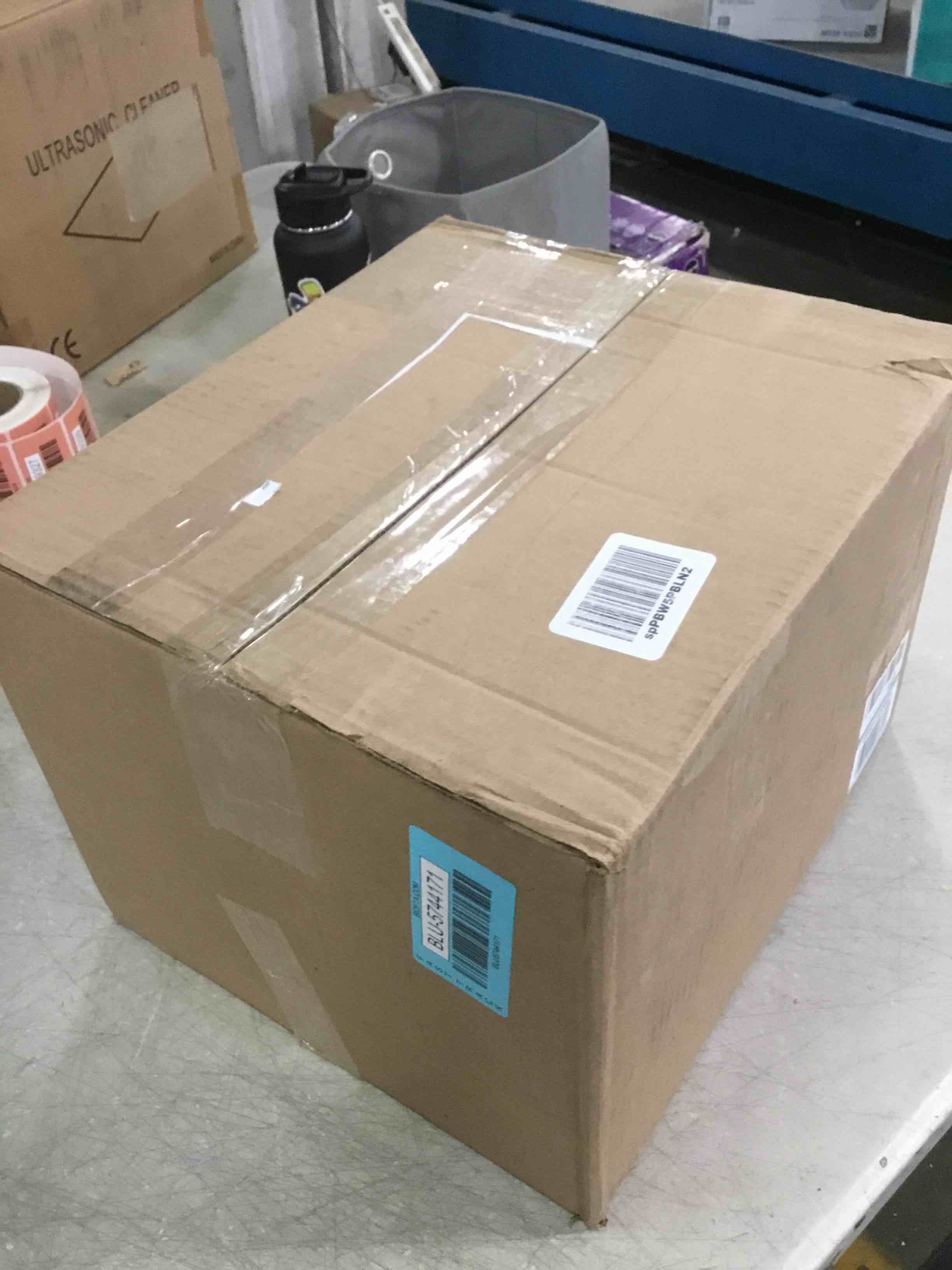 https://s3.amazonaws.com/lotting-images-prod/bidfta/BLU5744171_1706630083287.jpeg