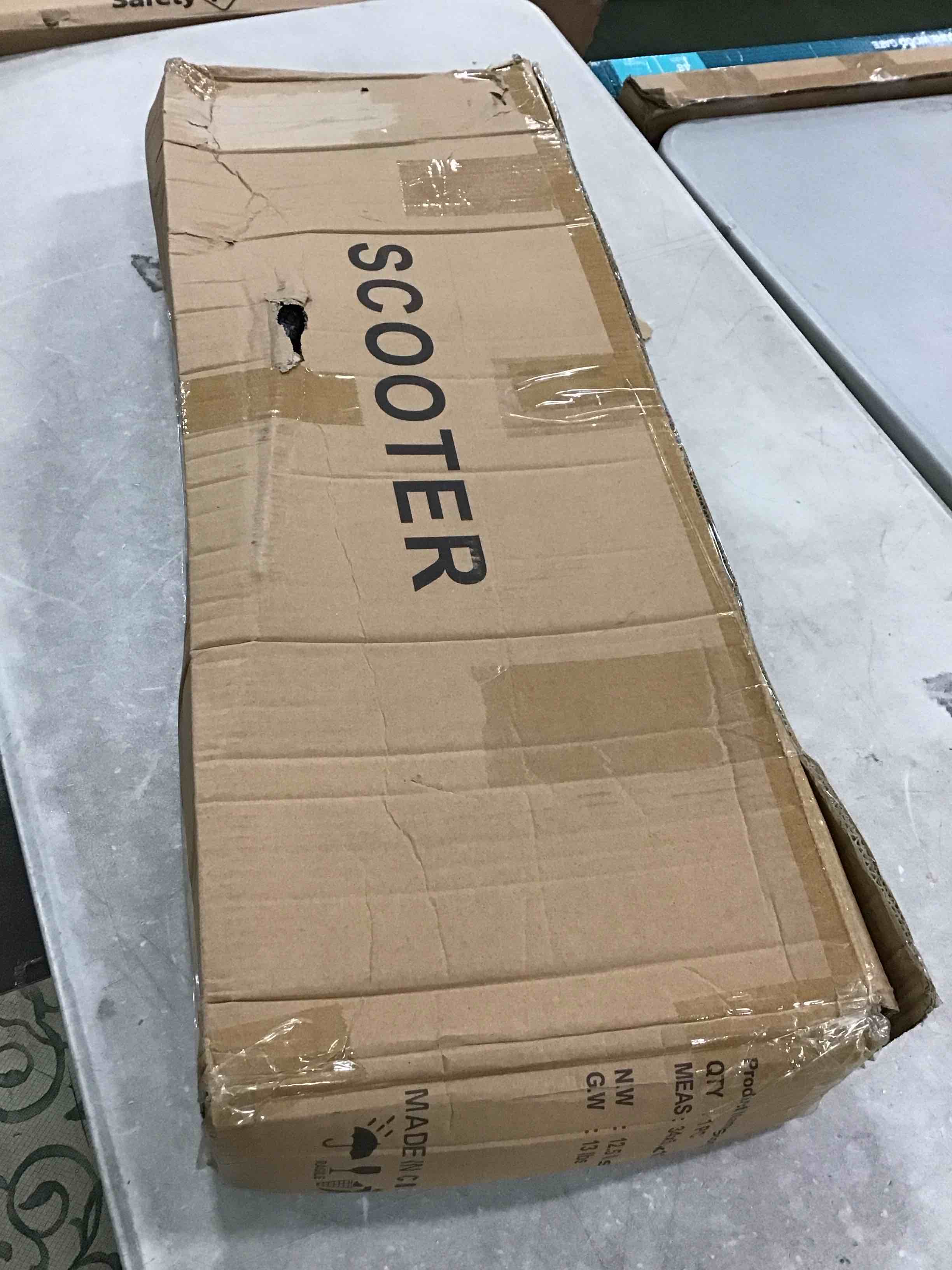 https://s3.amazonaws.com/lotting-images-prod/bidfta/BLU5744329_1706706633540.jpeg
