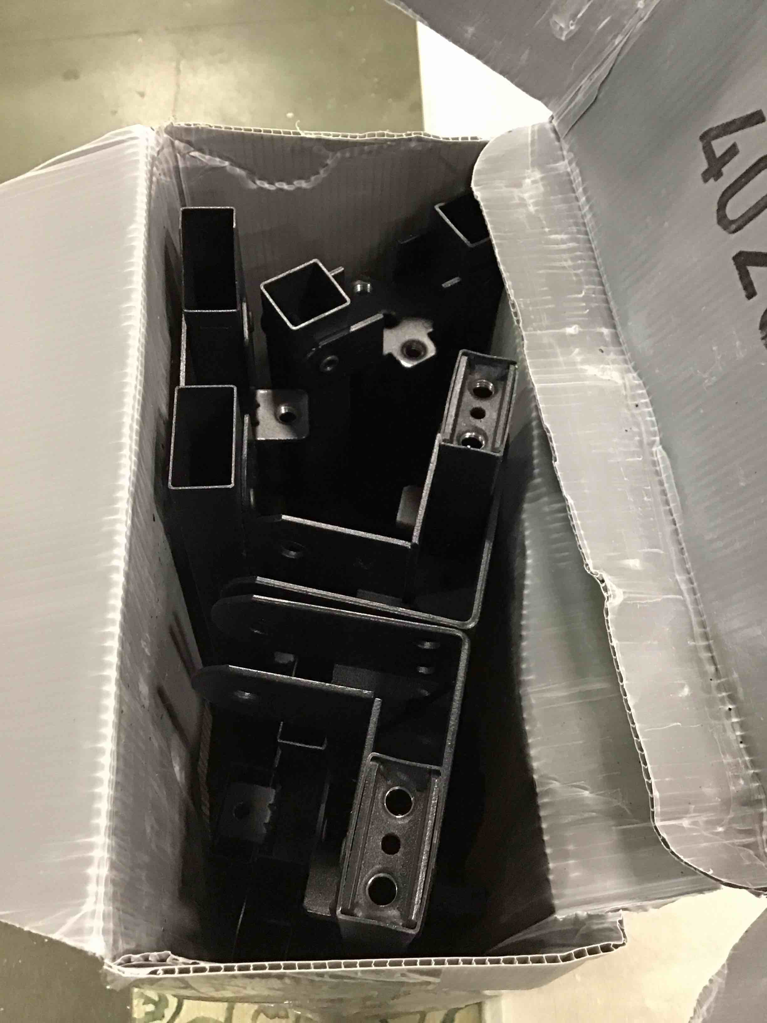 https://s3.amazonaws.com/lotting-images-prod/bidfta/BLU5744330_1706706858694.jpeg
