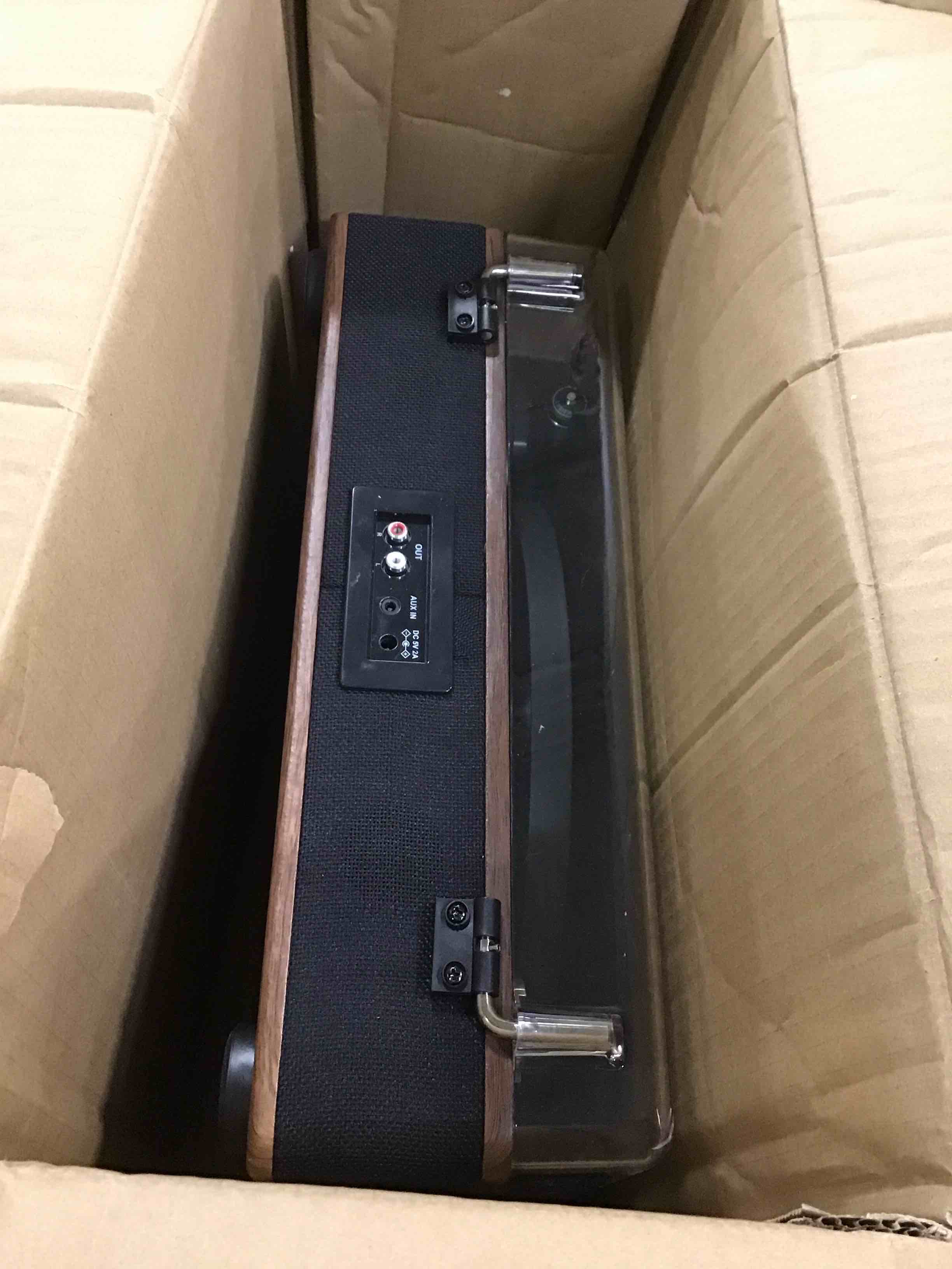 https://s3.amazonaws.com/lotting-images-prod/bidfta/BLU5744487_1706727466030.jpeg