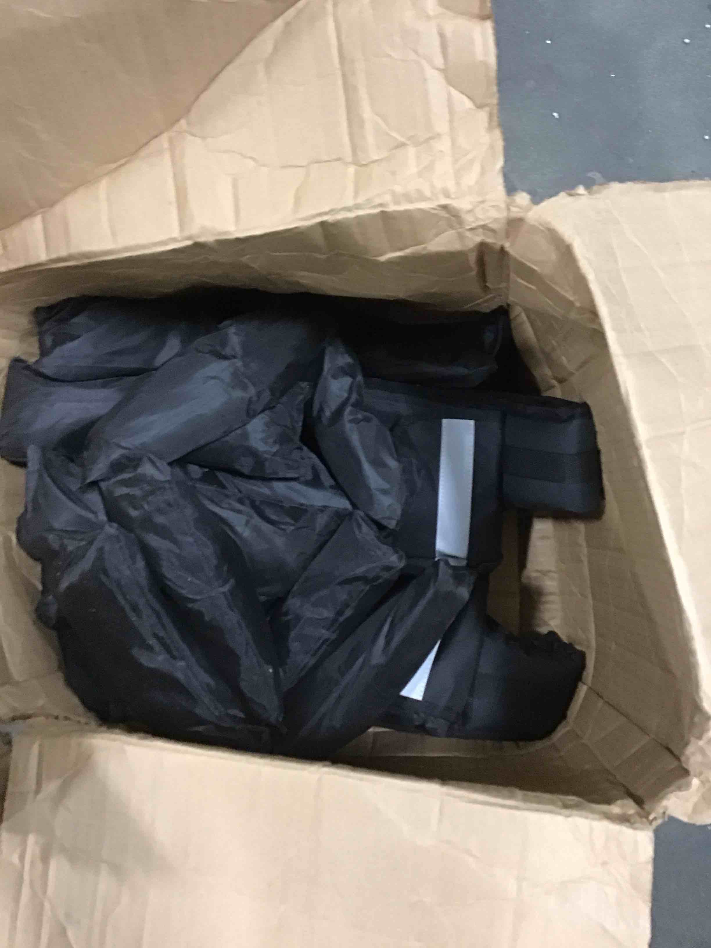https://s3.amazonaws.com/lotting-images-prod/bidfta/BLU5744748_1706903857465.jpeg