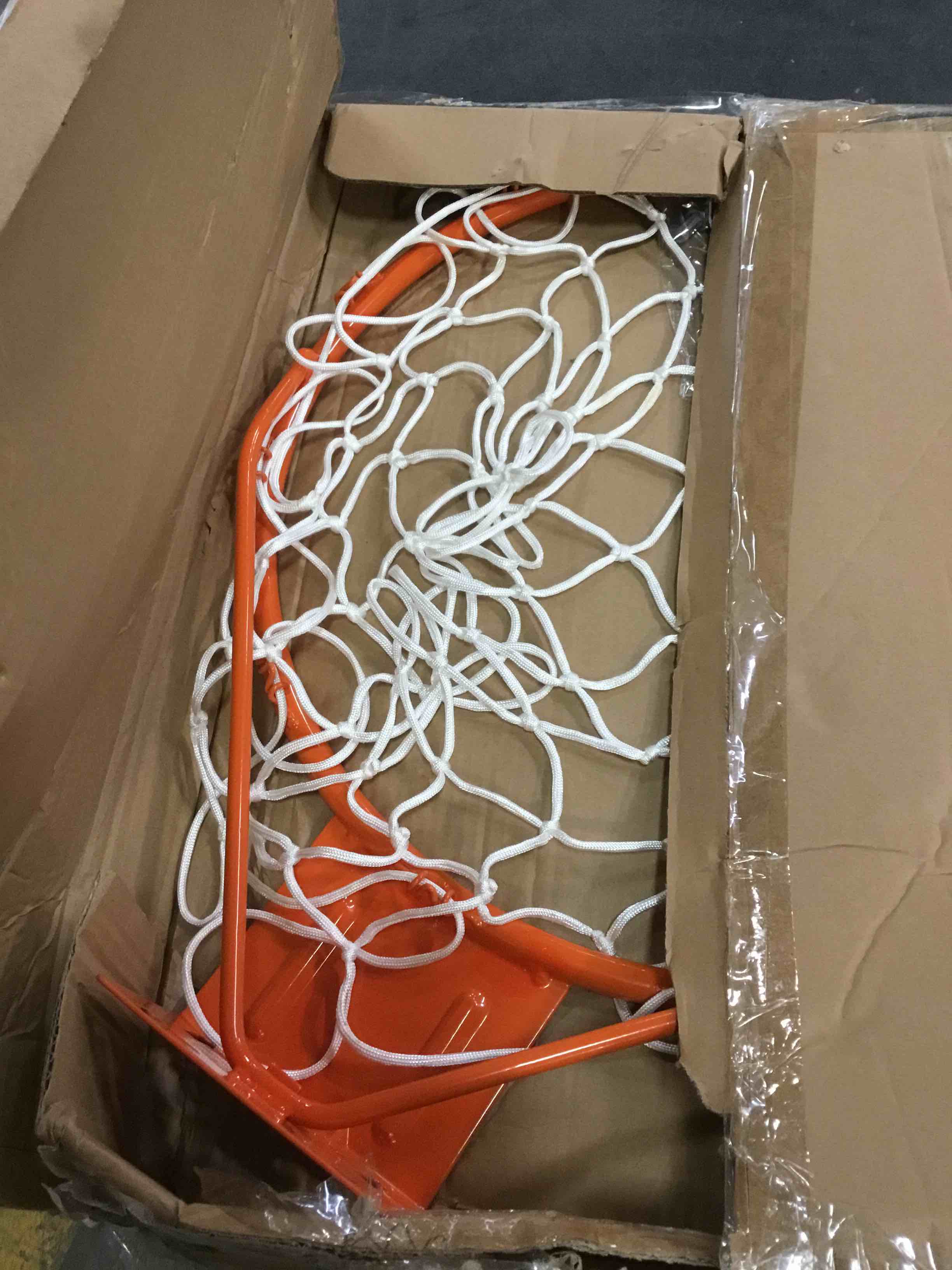https://s3.amazonaws.com/lotting-images-prod/bidfta/BLU5745018_1706970455501.jpeg