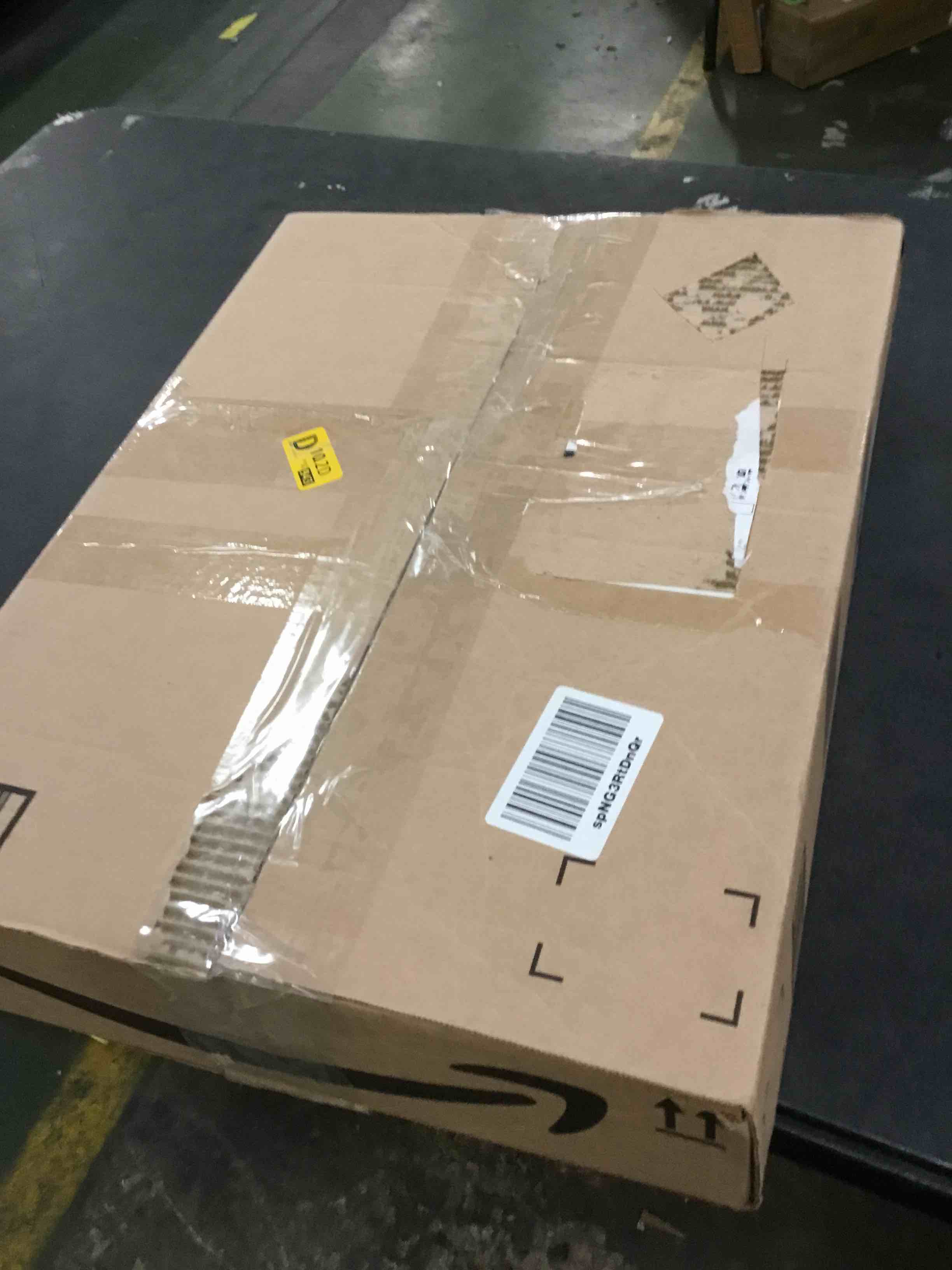 https://s3.amazonaws.com/lotting-images-prod/bidfta/BLU5745055_1706974846102.jpeg