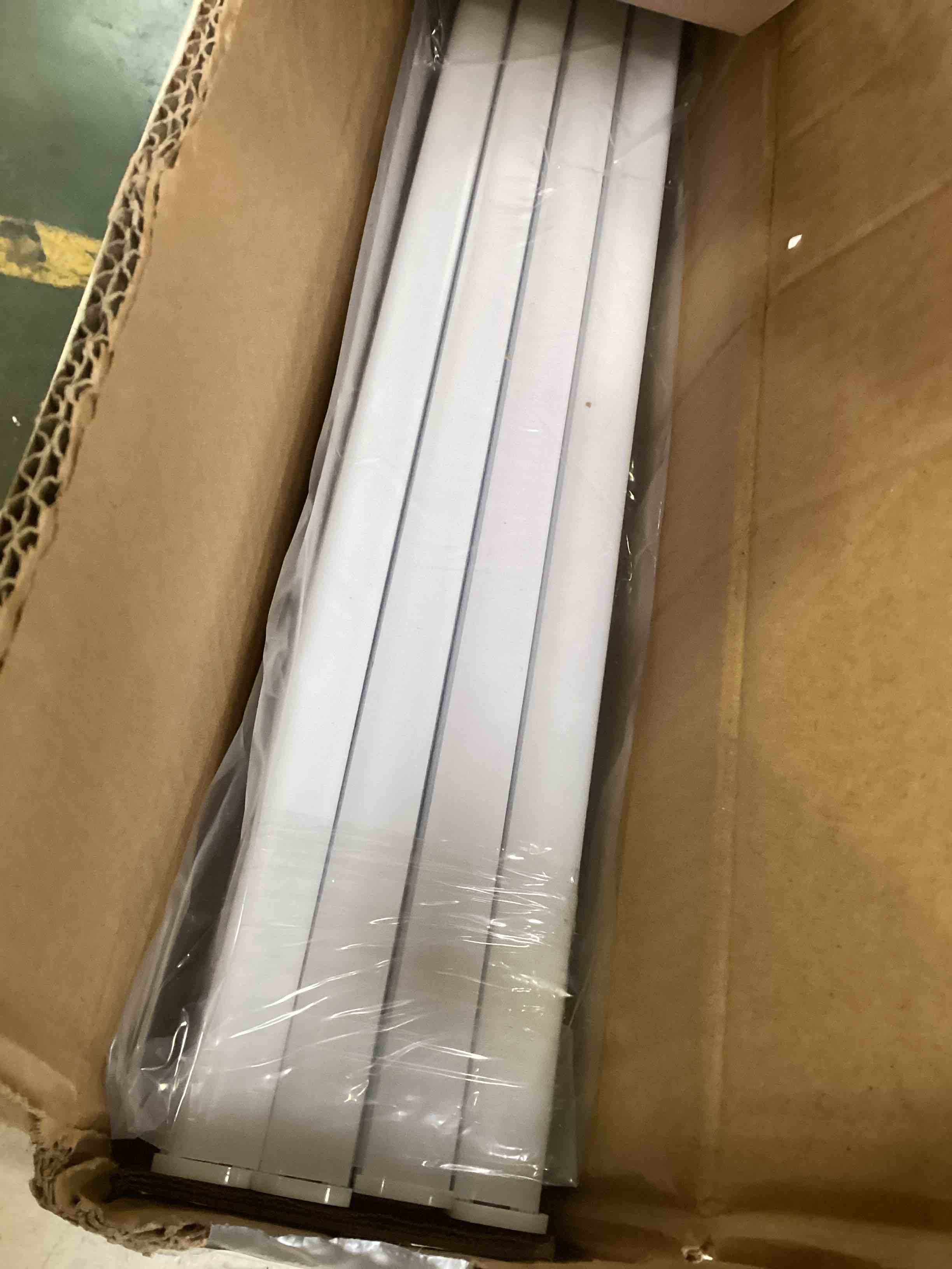 https://s3.amazonaws.com/lotting-images-prod/bidfta/BLU5745272_1707151385605.jpeg