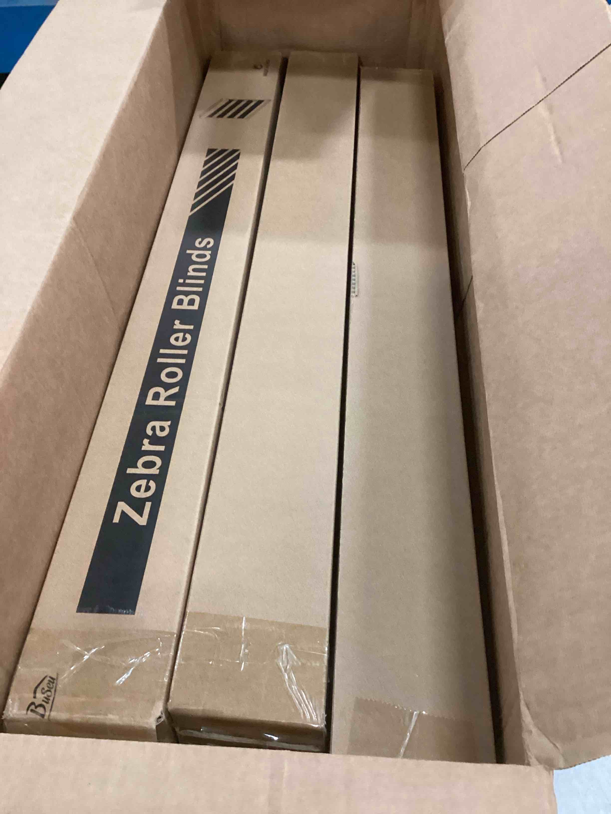 https://s3.amazonaws.com/lotting-images-prod/bidfta/BLU5745393_1707223135628.jpeg
