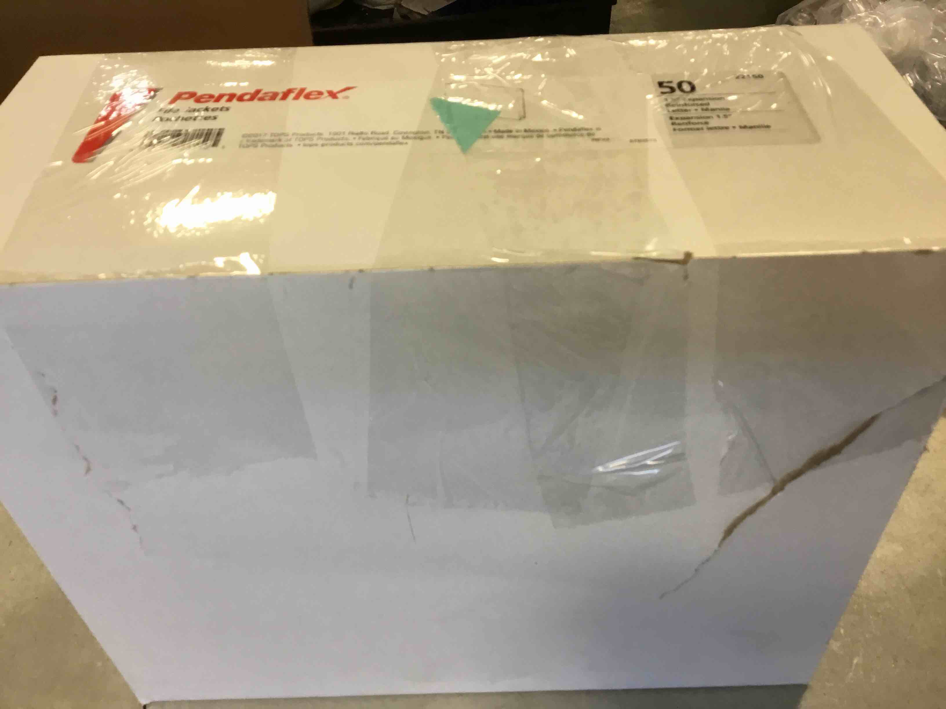 https://s3.amazonaws.com/lotting-images-prod/bidfta/BLU5745650_1707143062826.jpeg