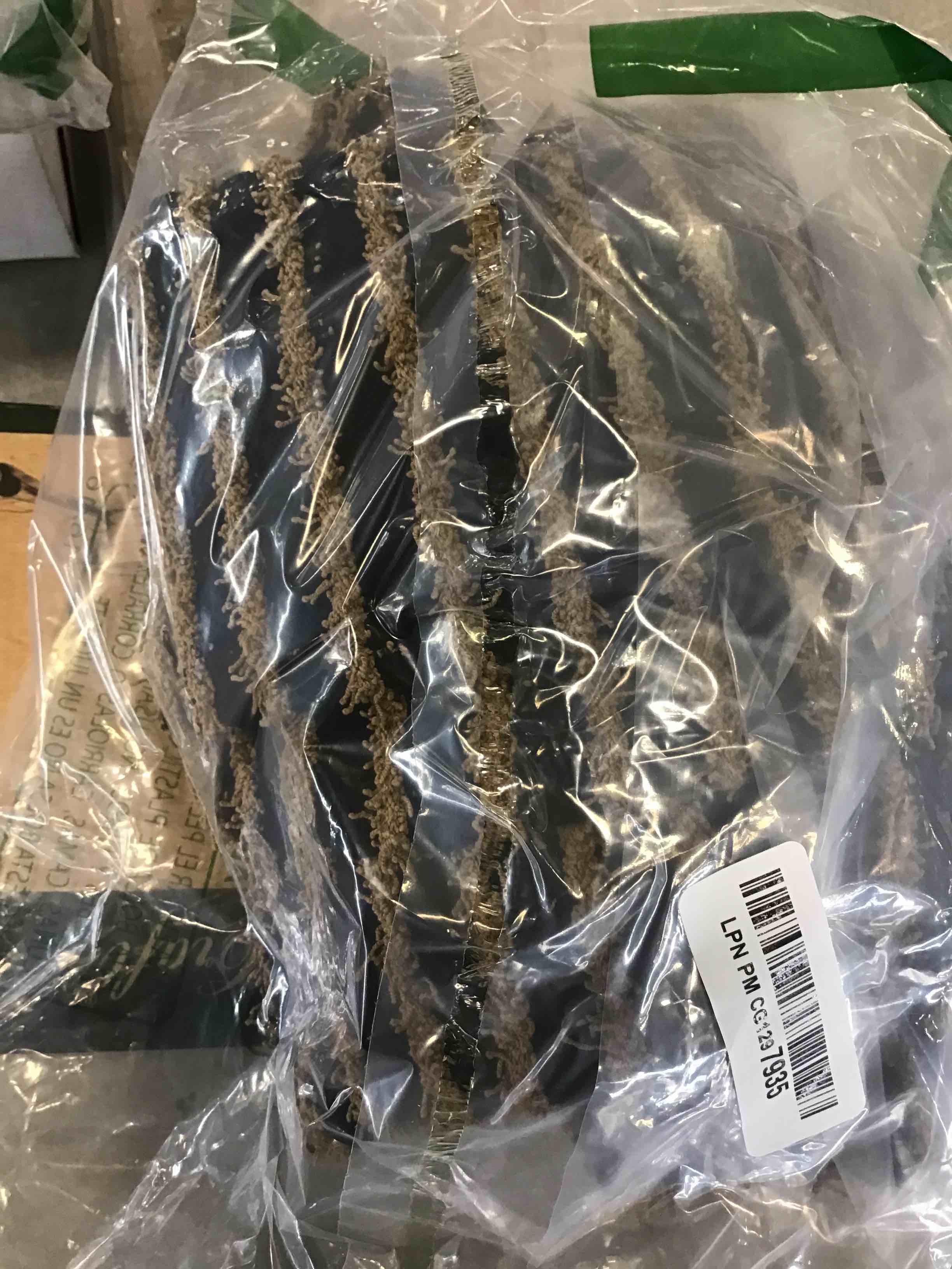 https://s3.amazonaws.com/lotting-images-prod/bidfta/BLU5746863_1715094227322.jpeg