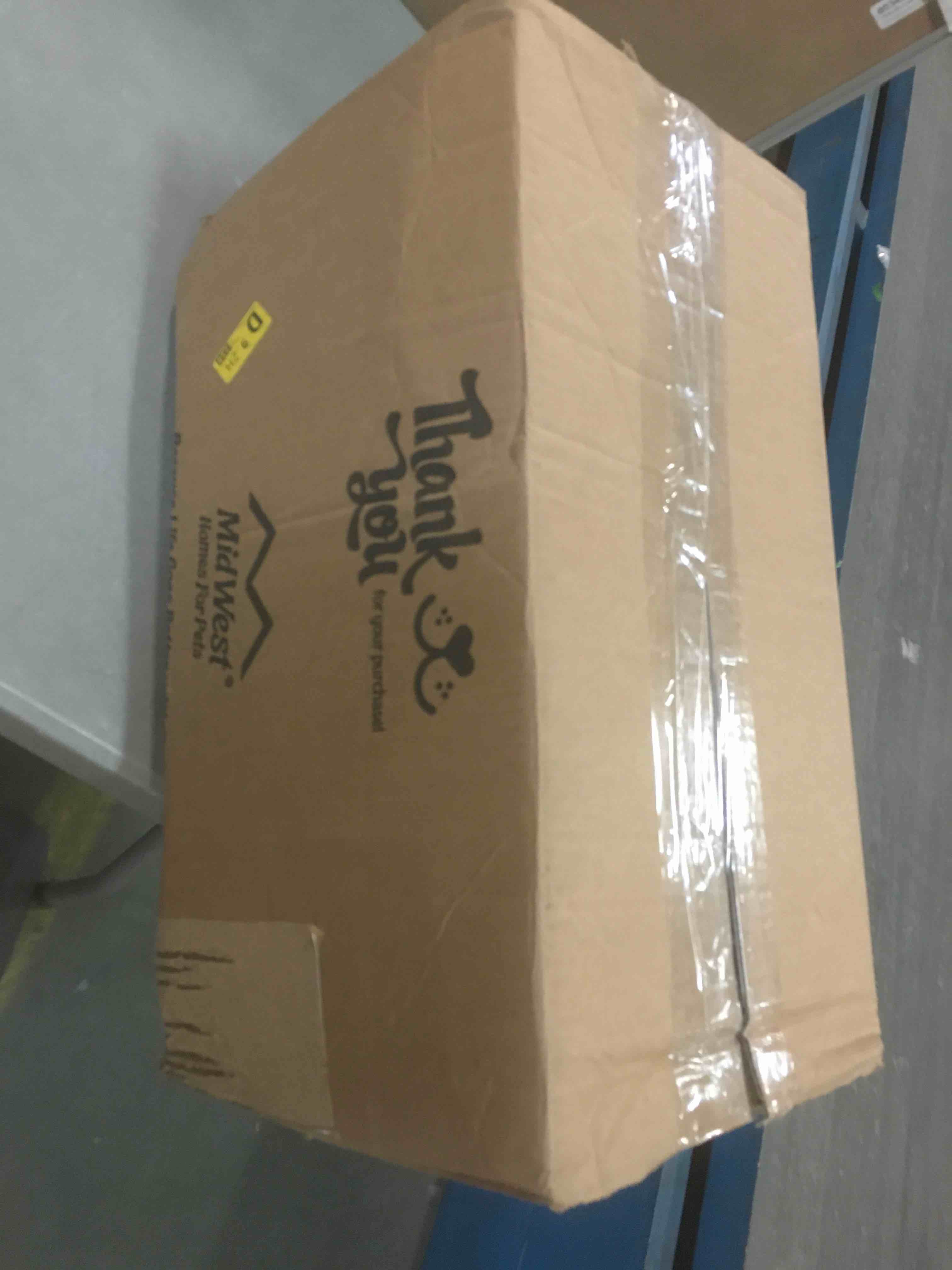 https://s3.amazonaws.com/lotting-images-prod/bidfta/BLU5747035_1706185761447.jpeg