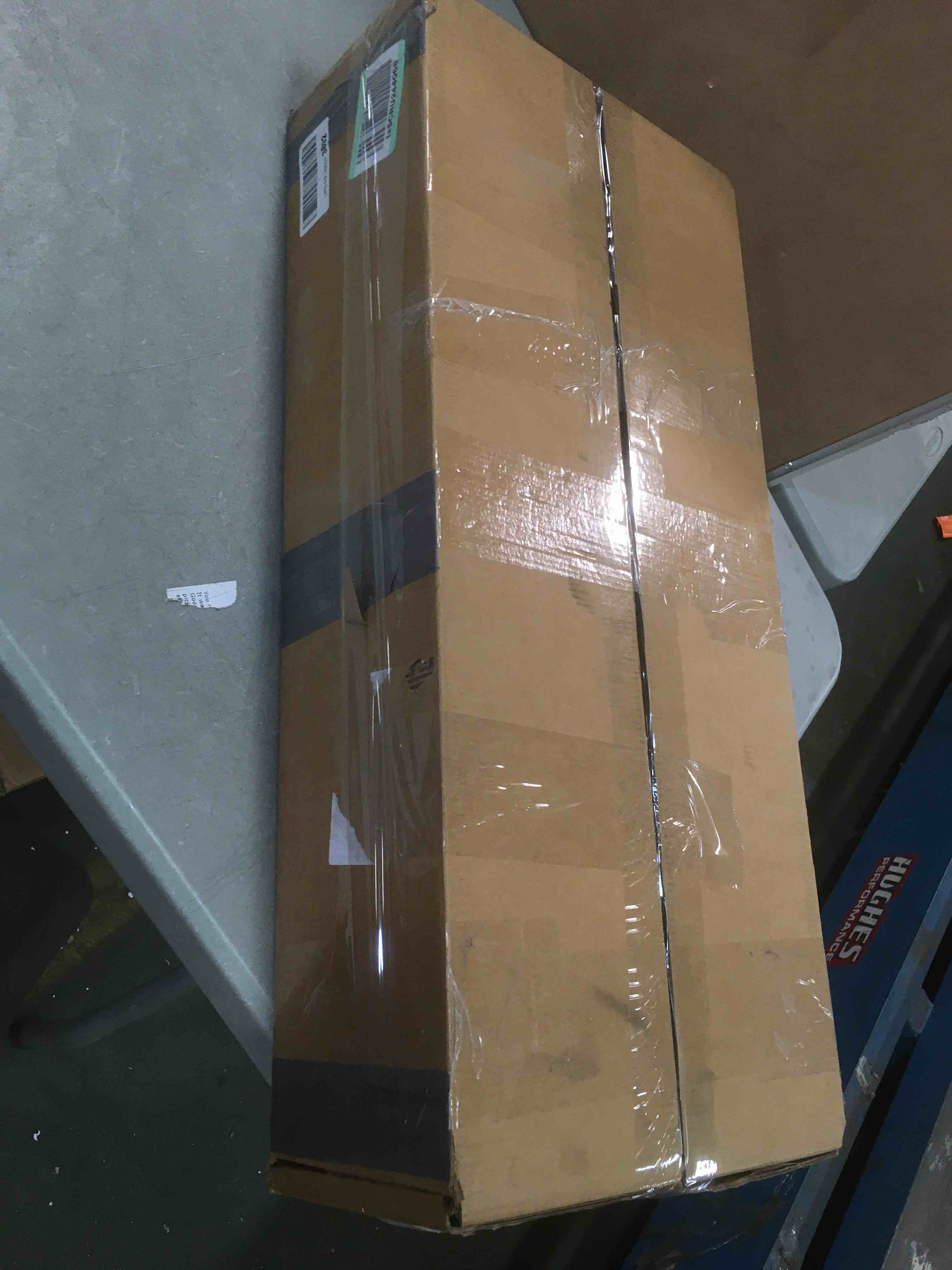 https://s3.amazonaws.com/lotting-images-prod/bidfta/BLU5747197_1706207304182.jpeg
