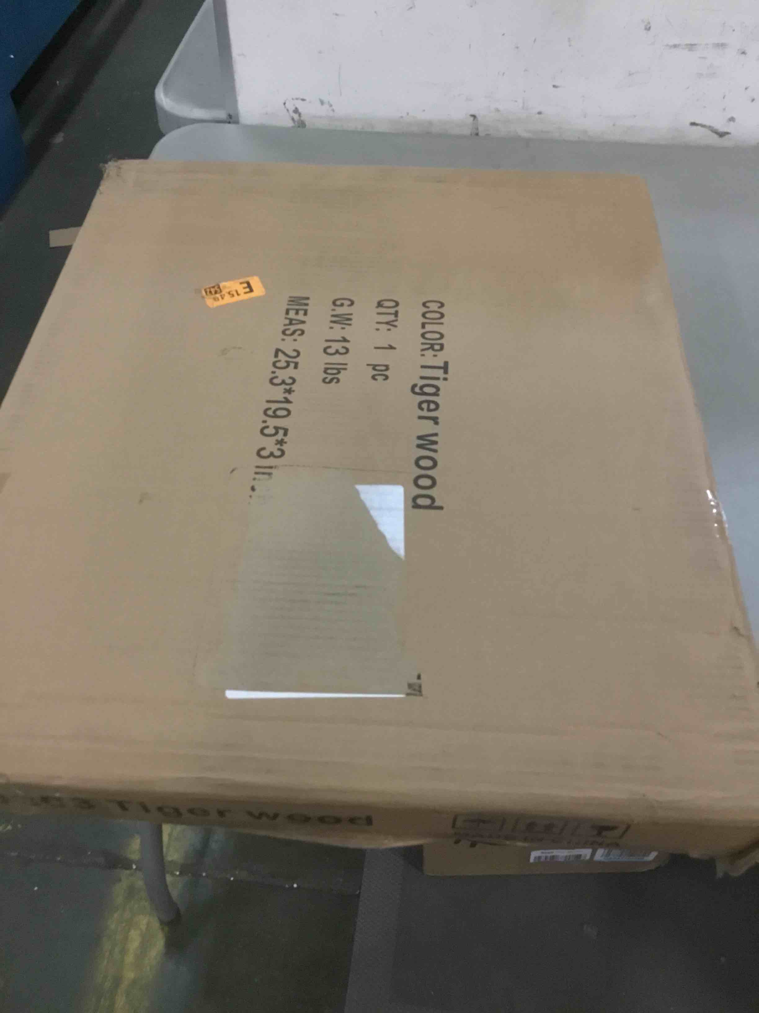 https://s3.amazonaws.com/lotting-images-prod/bidfta/BLU5747643_1706362086577.jpeg