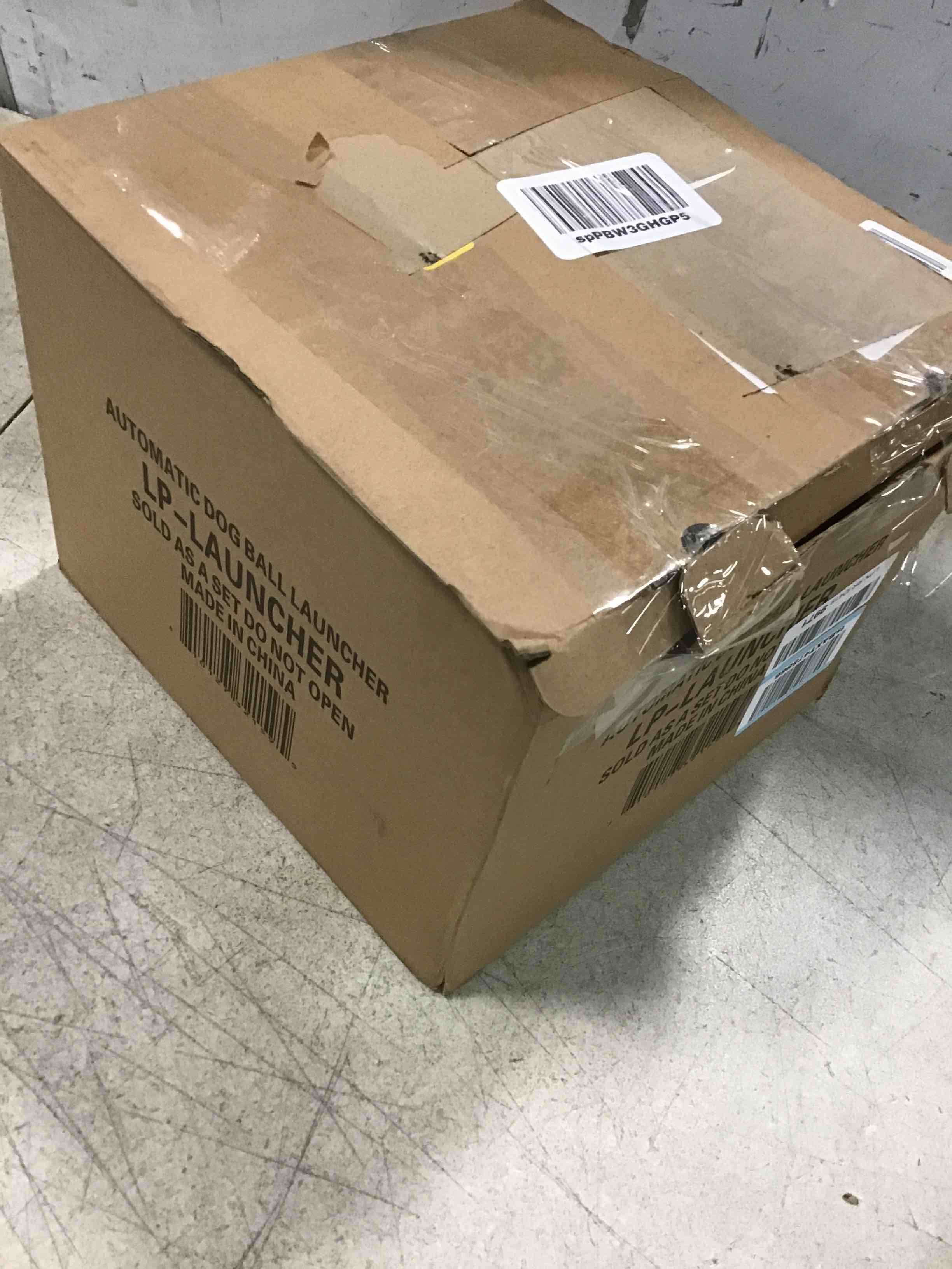 https://s3.amazonaws.com/lotting-images-prod/bidfta/BLU5747881_1706543300381.jpeg