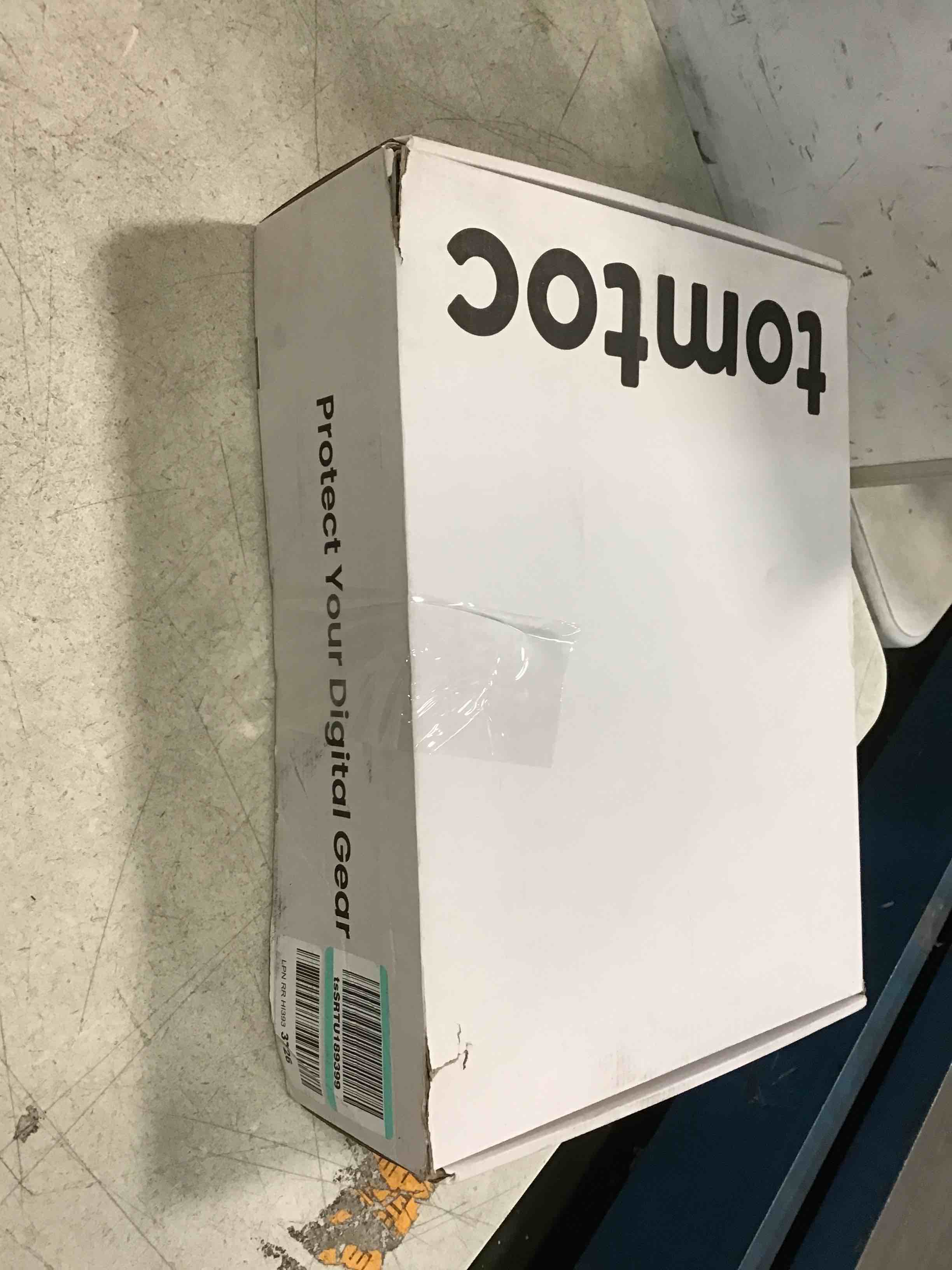 https://s3.amazonaws.com/lotting-images-prod/bidfta/BLU5747977_1706554110494.jpeg