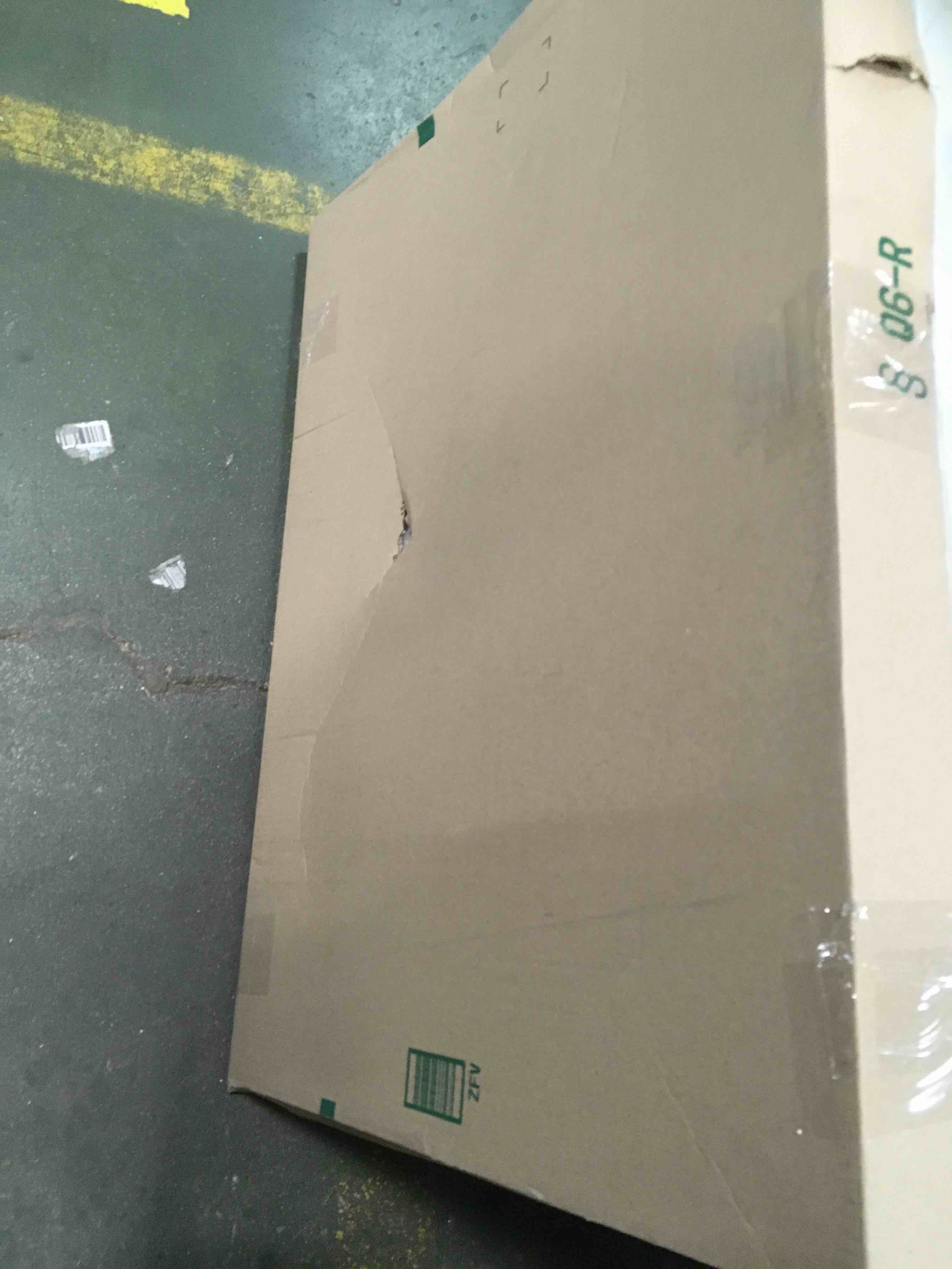 https://s3.amazonaws.com/lotting-images-prod/bidfta/BLU5748059_1706616694309.jpeg