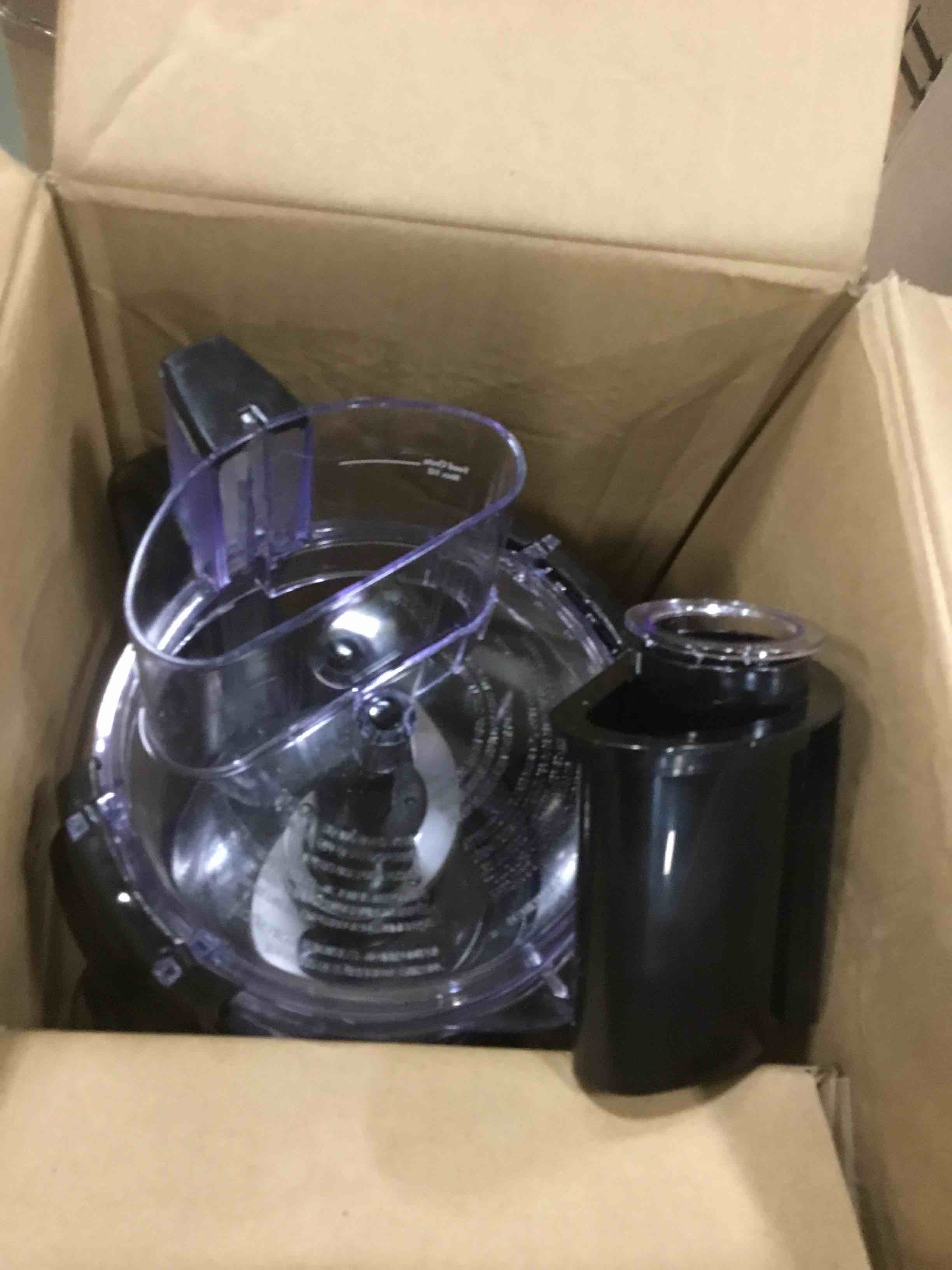https://s3.amazonaws.com/lotting-images-prod/bidfta/BLU5750092_1706187926493.jpeg