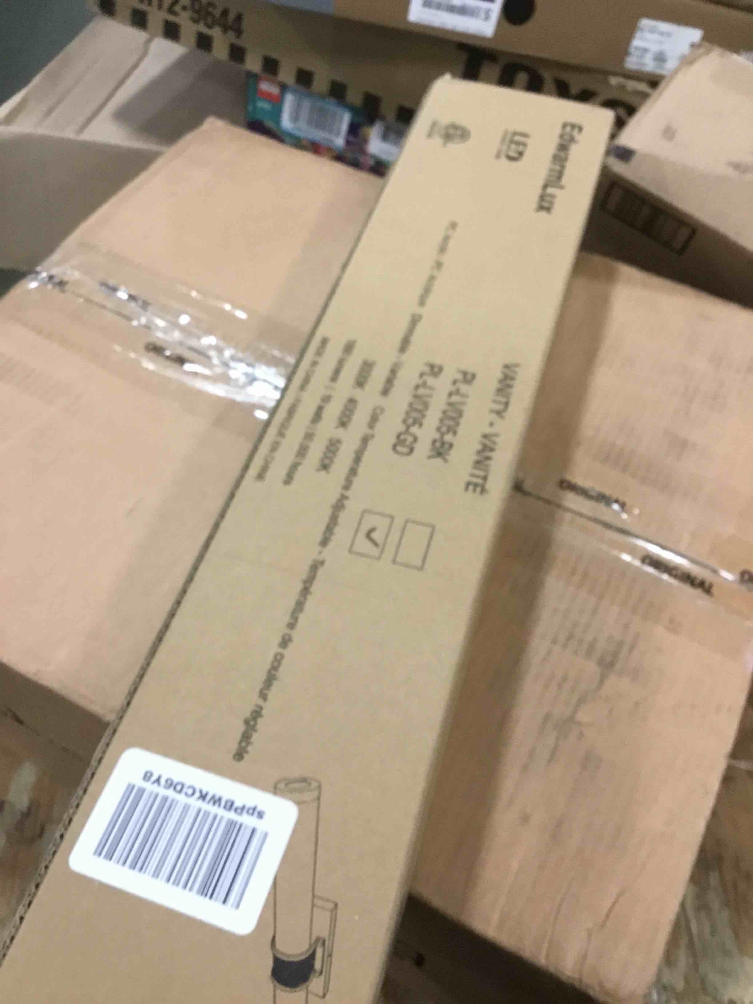 https://s3.amazonaws.com/lotting-images-prod/bidfta/BLU5750869_1706553211961.jpeg