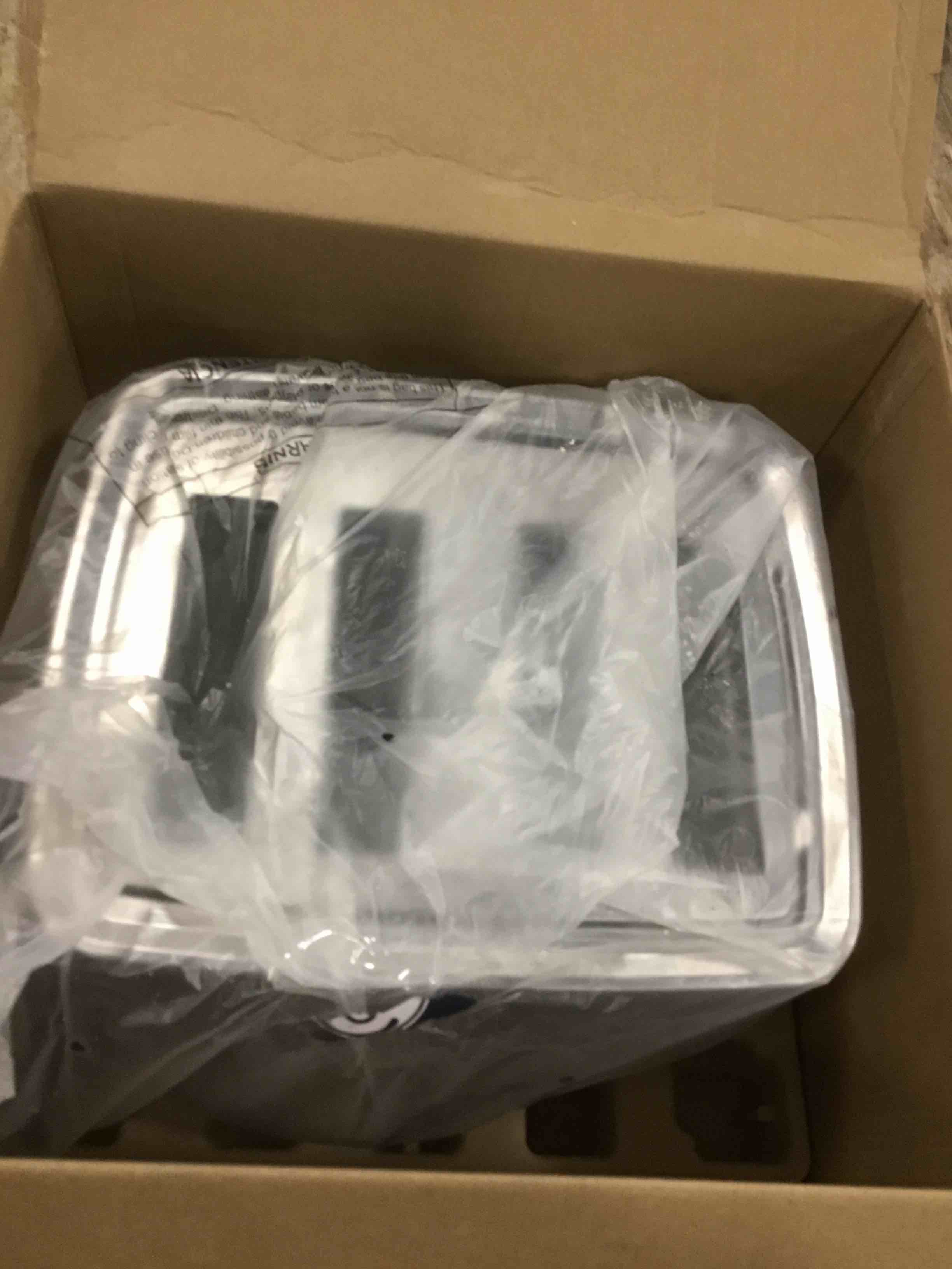 https://s3.amazonaws.com/lotting-images-prod/bidfta/BLU5750937_1706562554167.jpeg