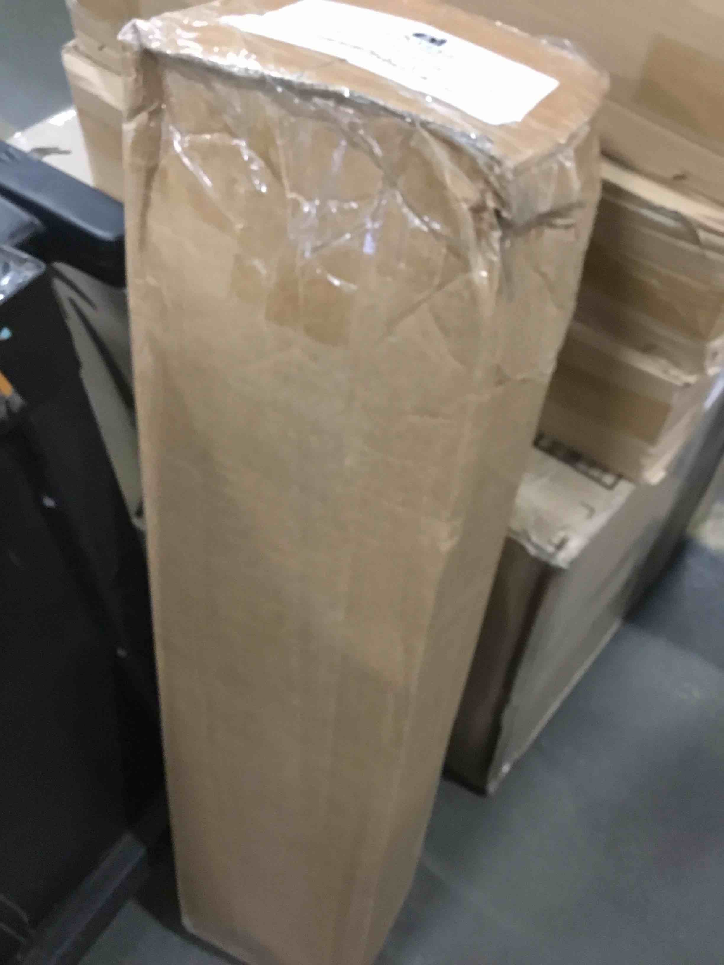https://s3.amazonaws.com/lotting-images-prod/bidfta/BLU5751235_1706647198240.jpeg