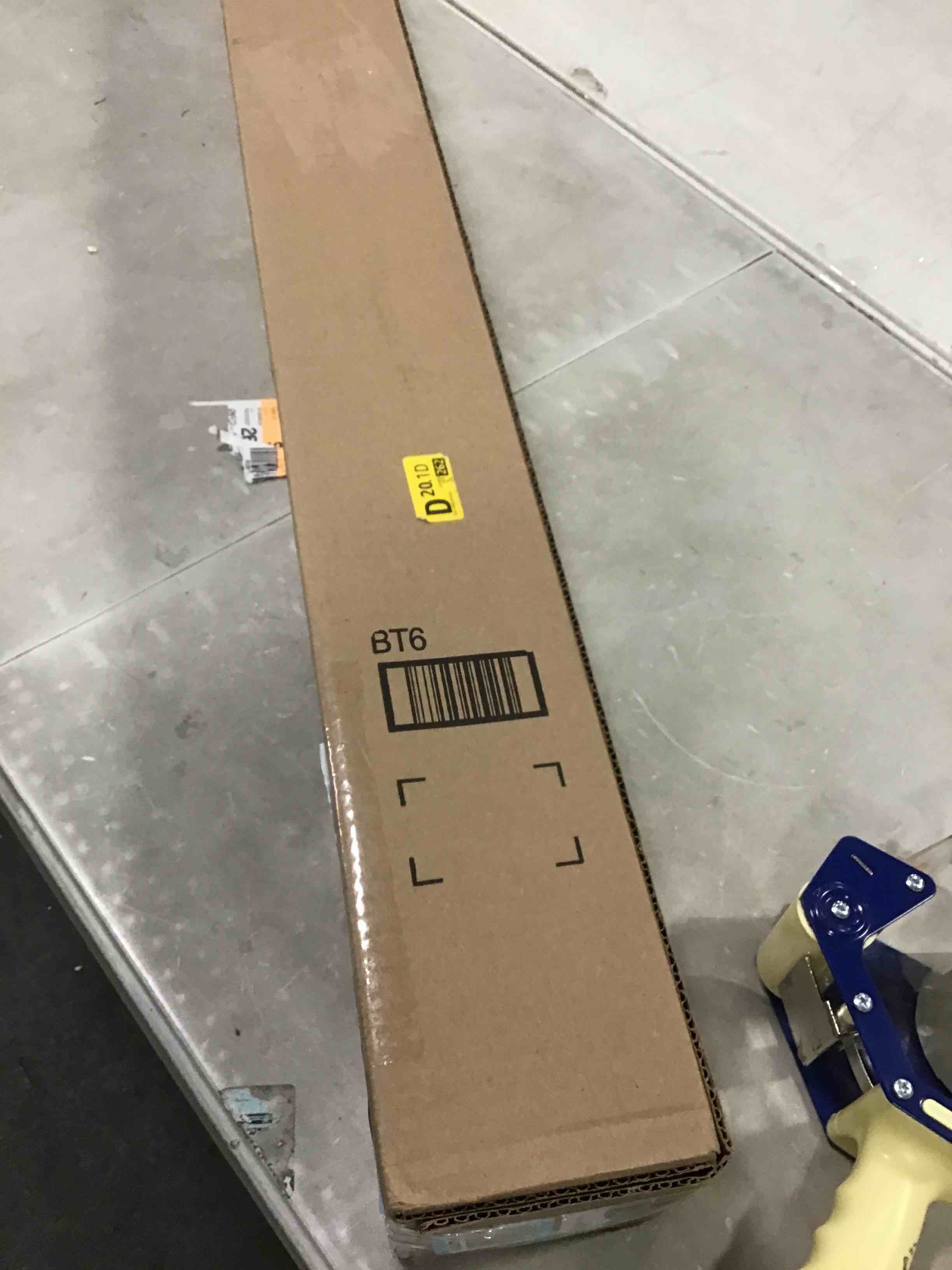 https://s3.amazonaws.com/lotting-images-prod/bidfta/BLU5751806_1706705955209.jpeg