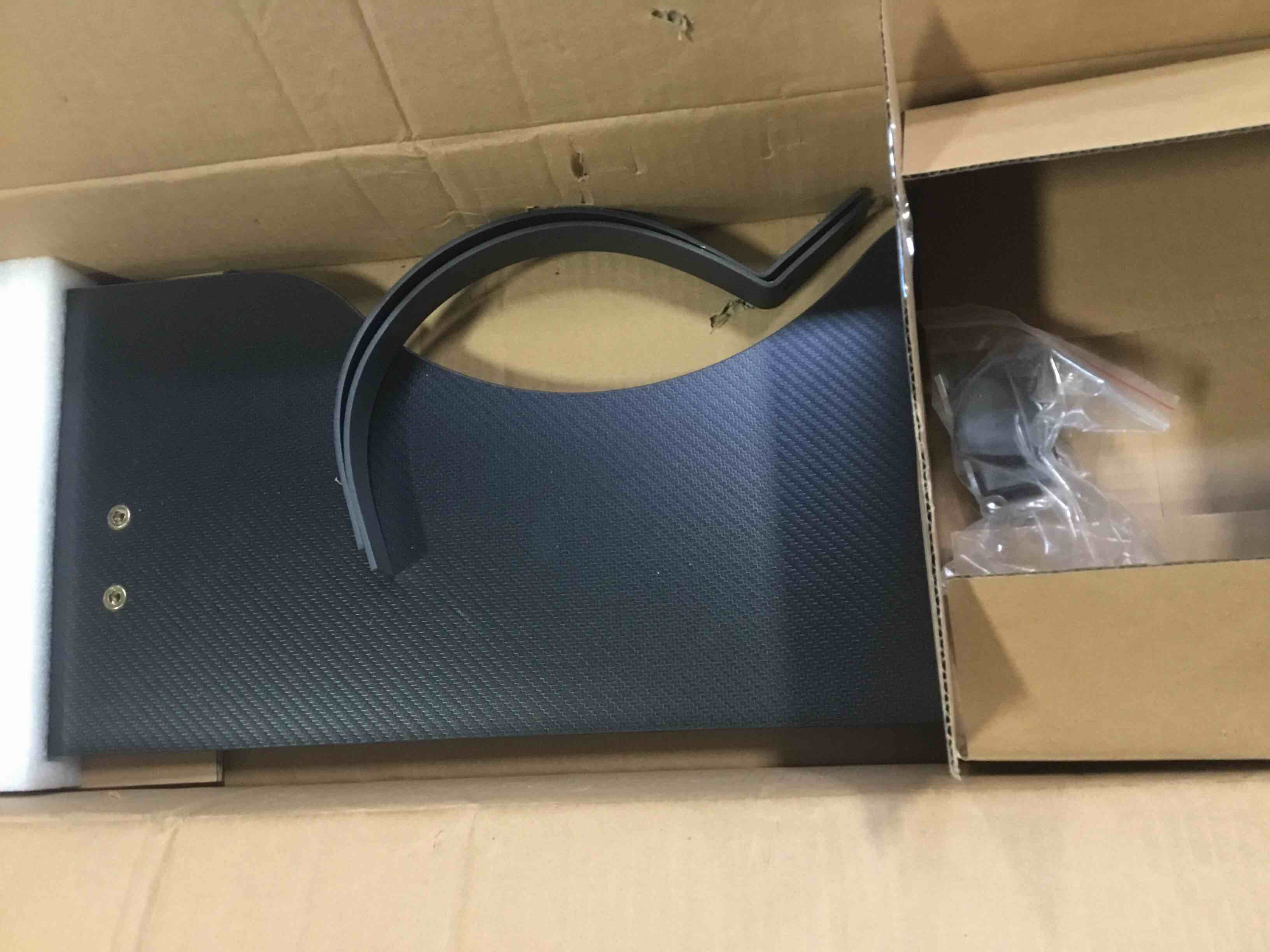 https://s3.amazonaws.com/lotting-images-prod/bidfta/BLU5752144_1707147042502.jpeg