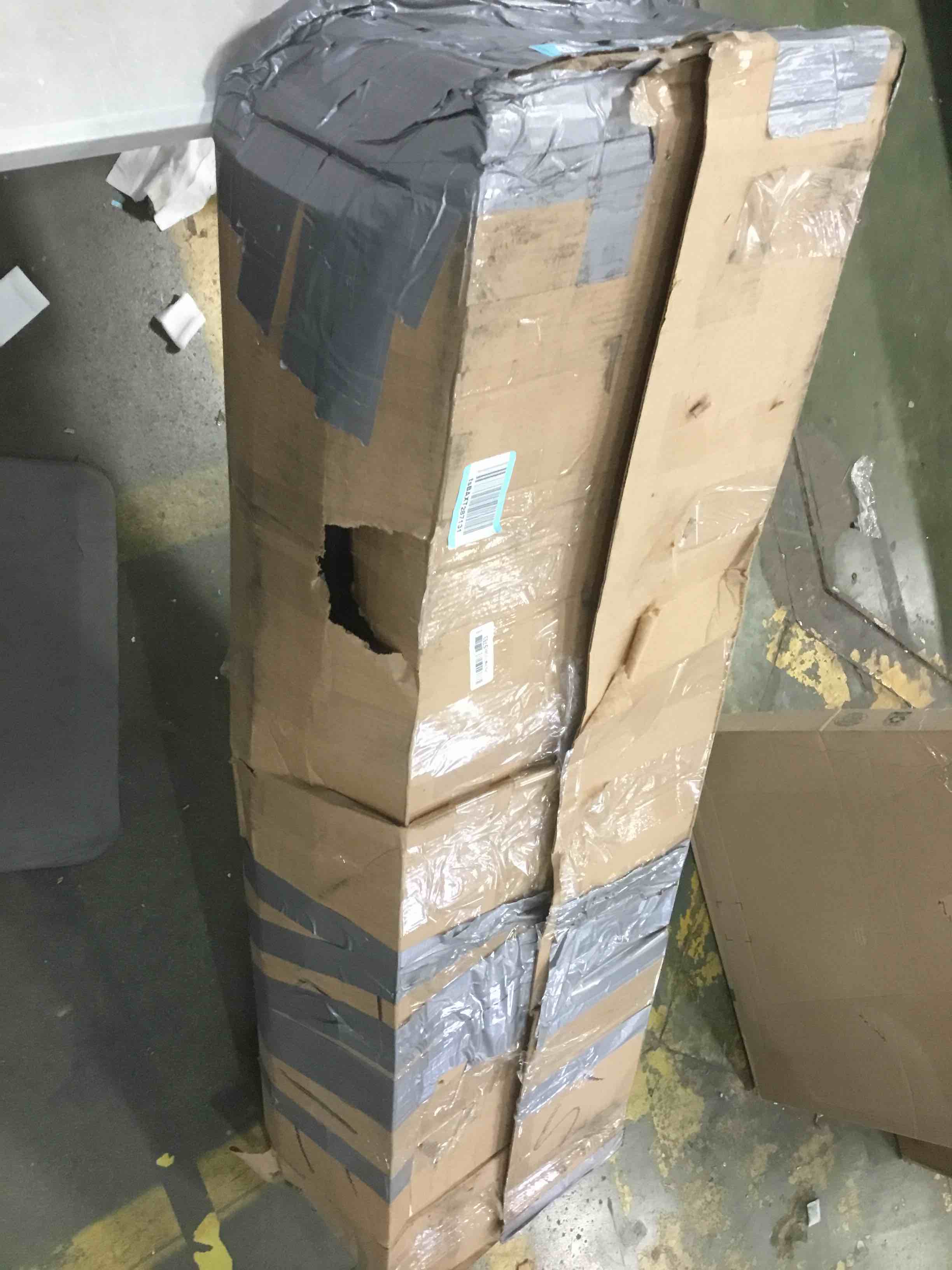 https://s3.amazonaws.com/lotting-images-prod/bidfta/BLU5752334_1707419385983.jpeg