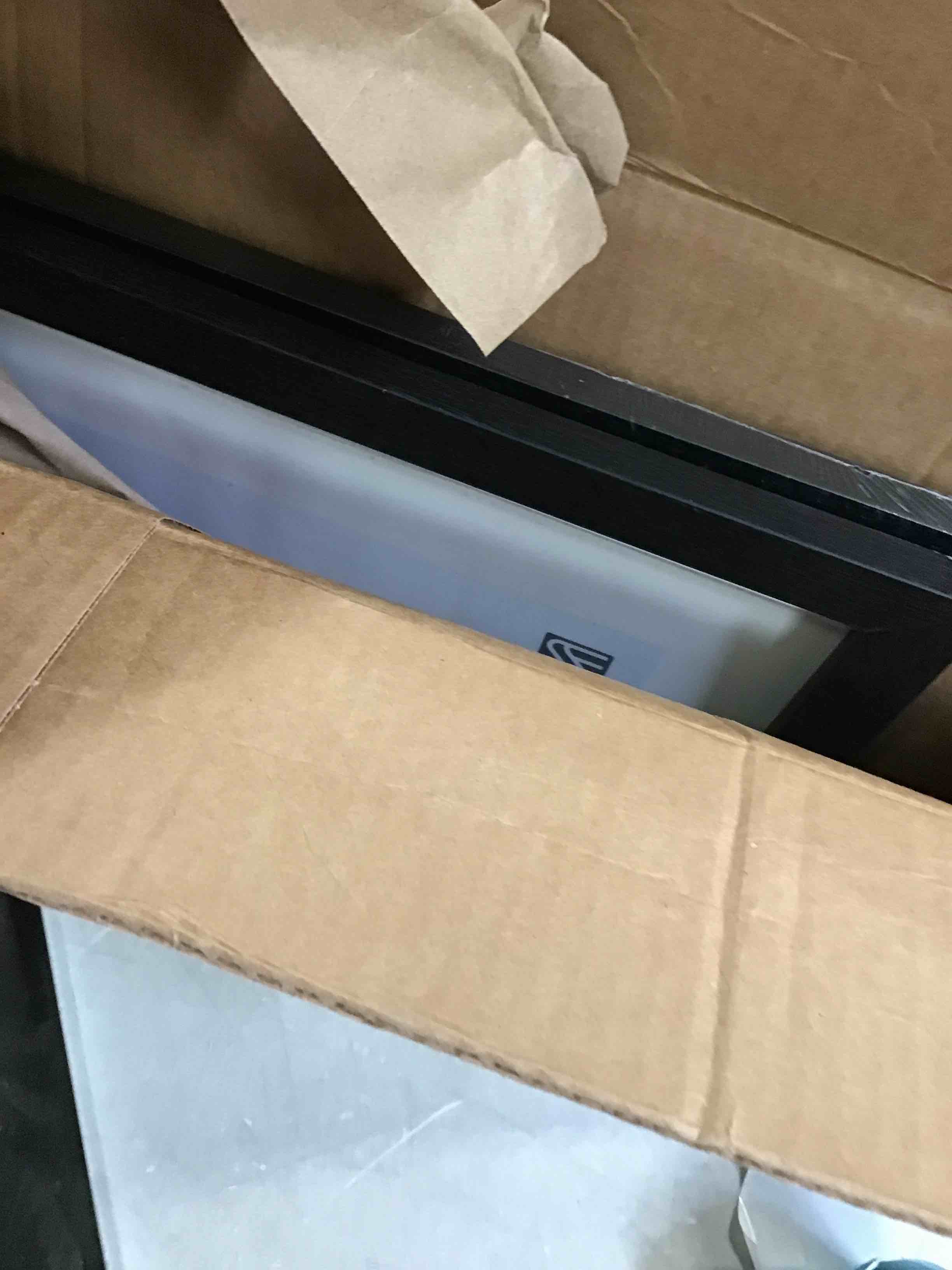 https://s3.amazonaws.com/lotting-images-prod/bidfta/BLU5752829_1707838738503.jpeg
