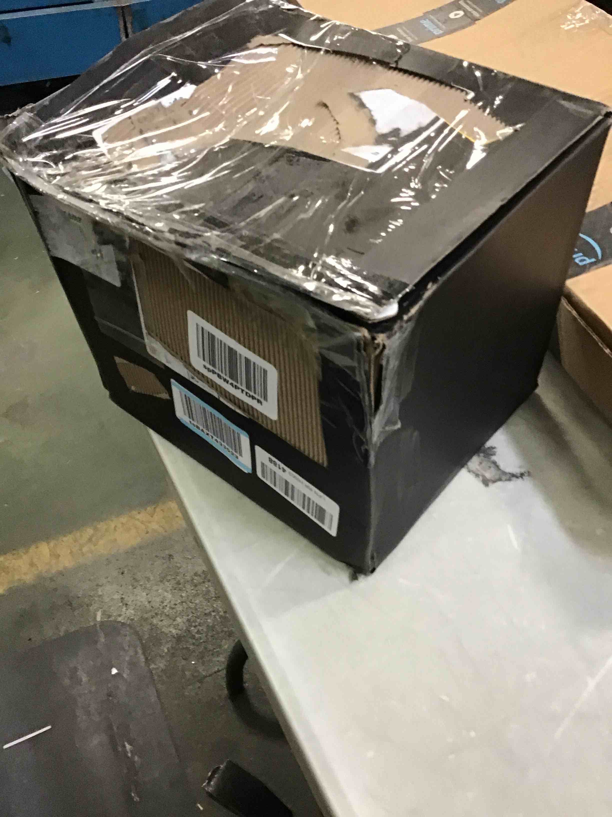 https://s3.amazonaws.com/lotting-images-prod/bidfta/BLU5752846_1707839898283.jpeg