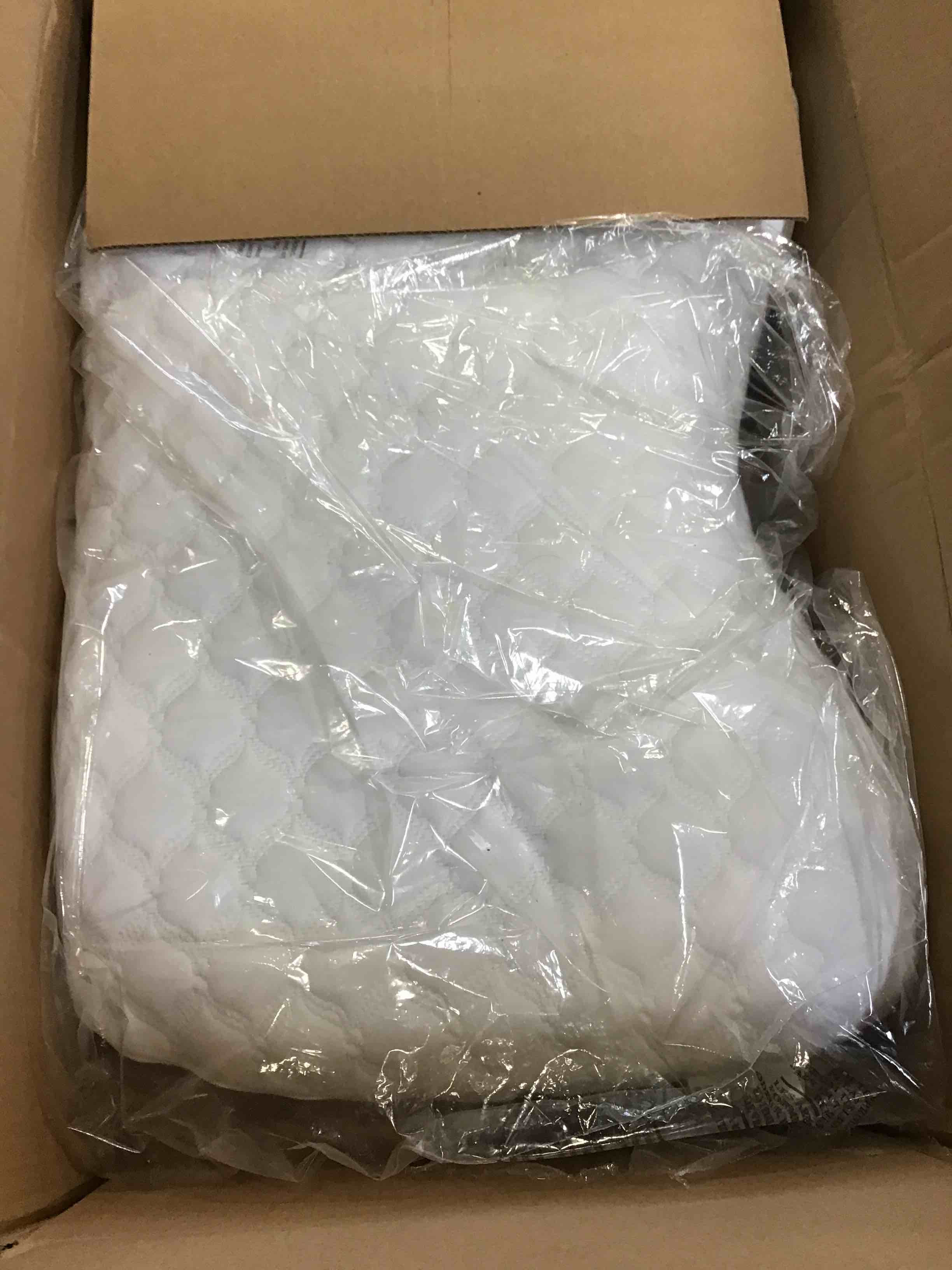 https://s3.amazonaws.com/lotting-images-prod/bidfta/BLU5752849_1707840155777.jpeg
