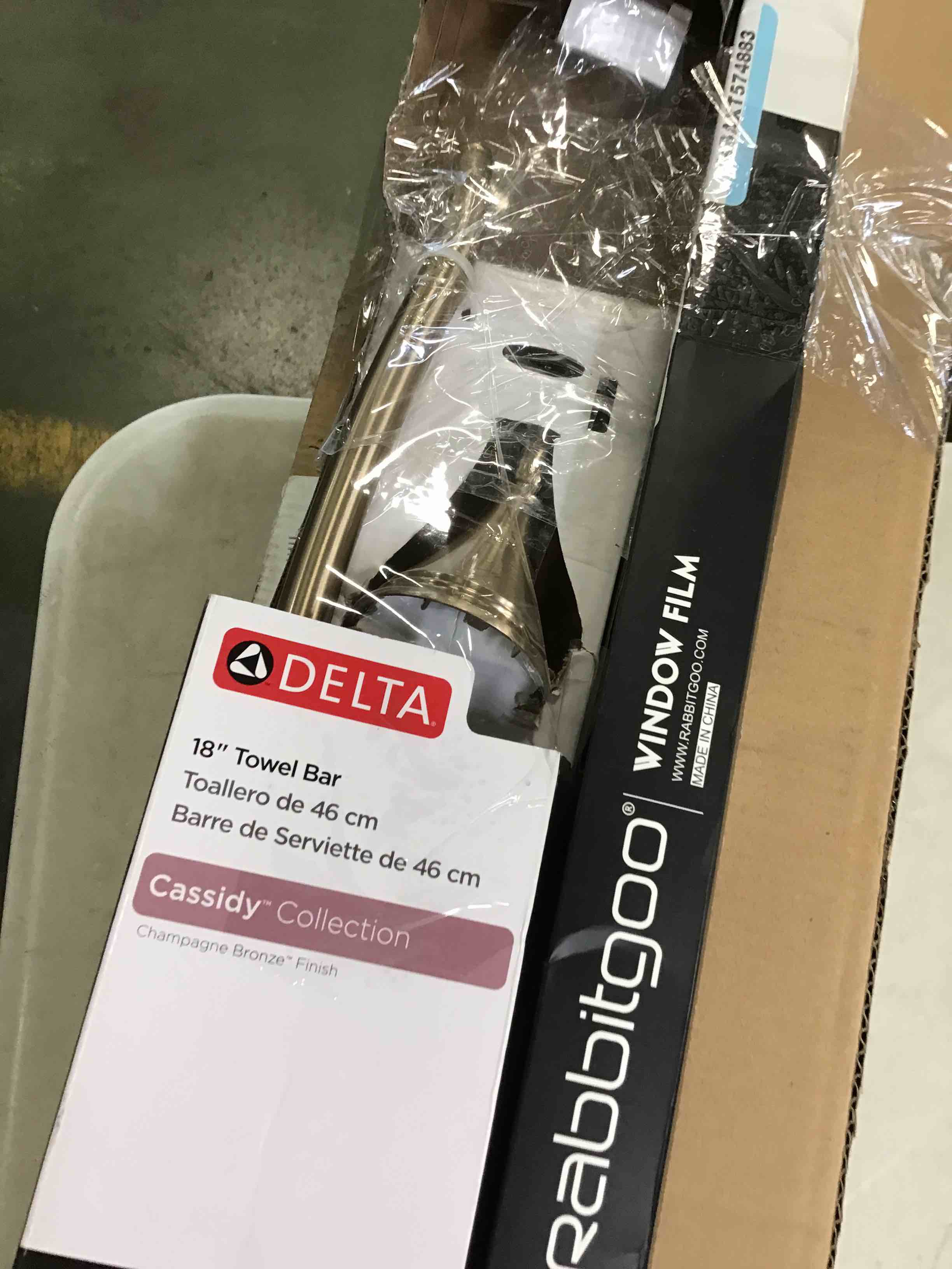 https://s3.amazonaws.com/lotting-images-prod/bidfta/BLU5752893_1707843733300.jpeg